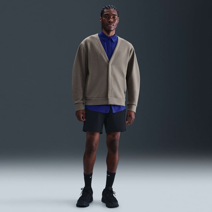 نايكي 24.7 امبوسبلي سوفت image number 3 نايكي 24.7 امبوسبلي سوفت image number 3