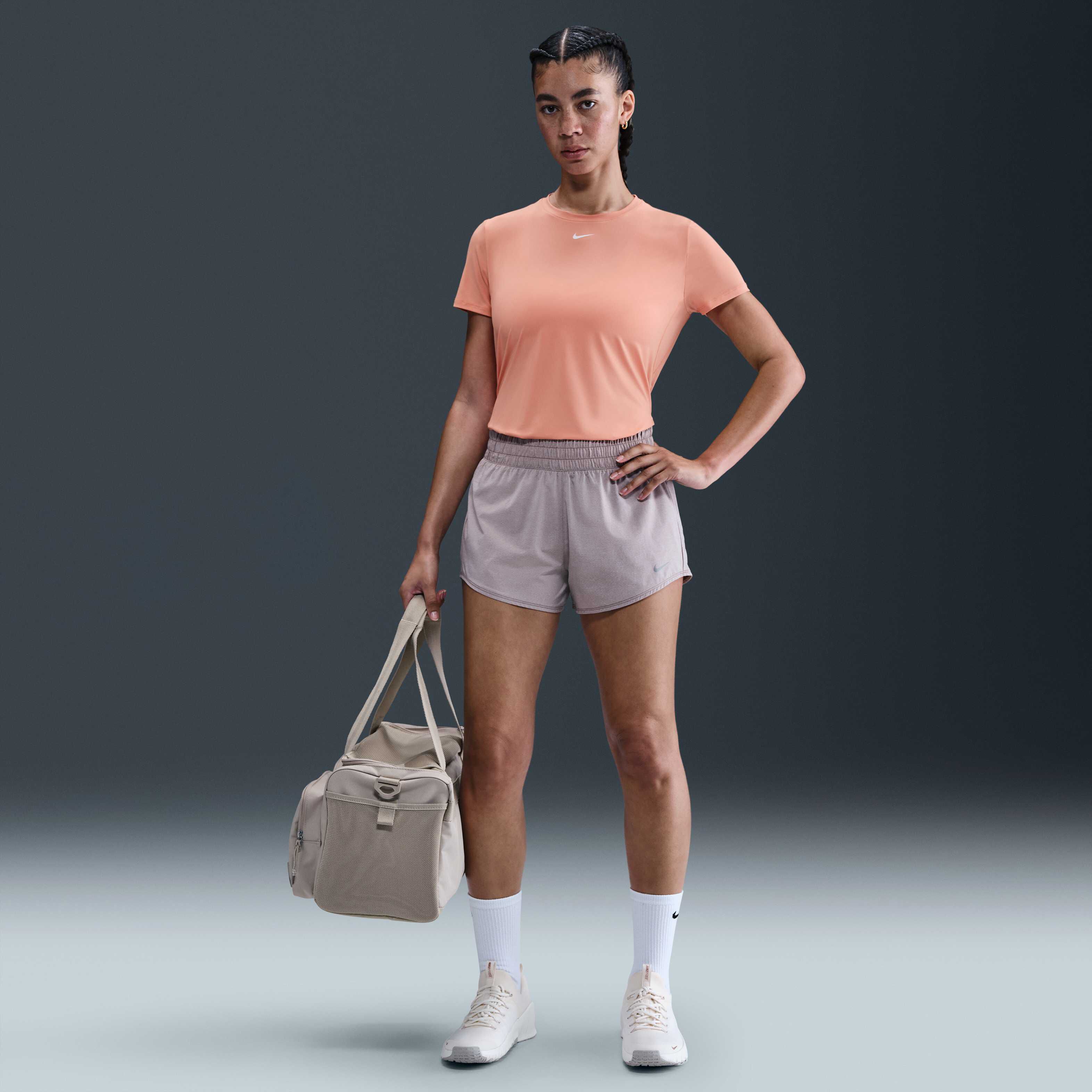 نايكي ون كلاسيك image number 3