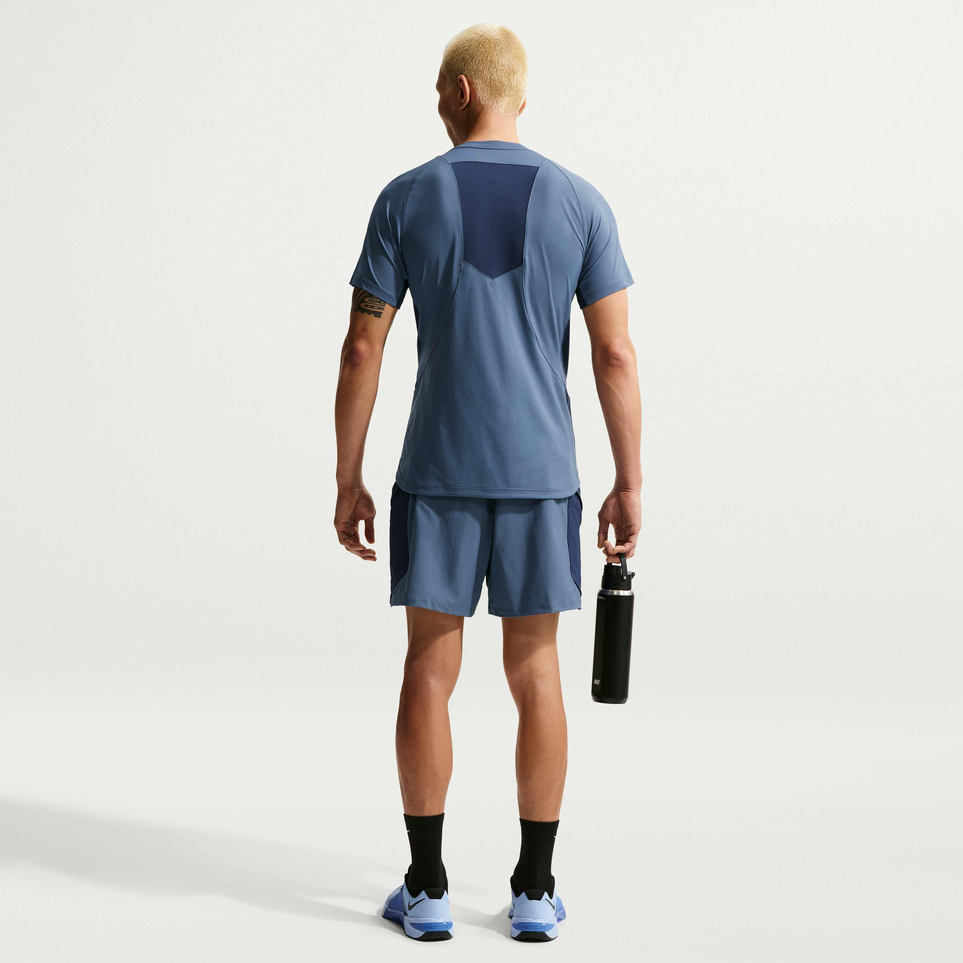 Nike Pro Training image number 4