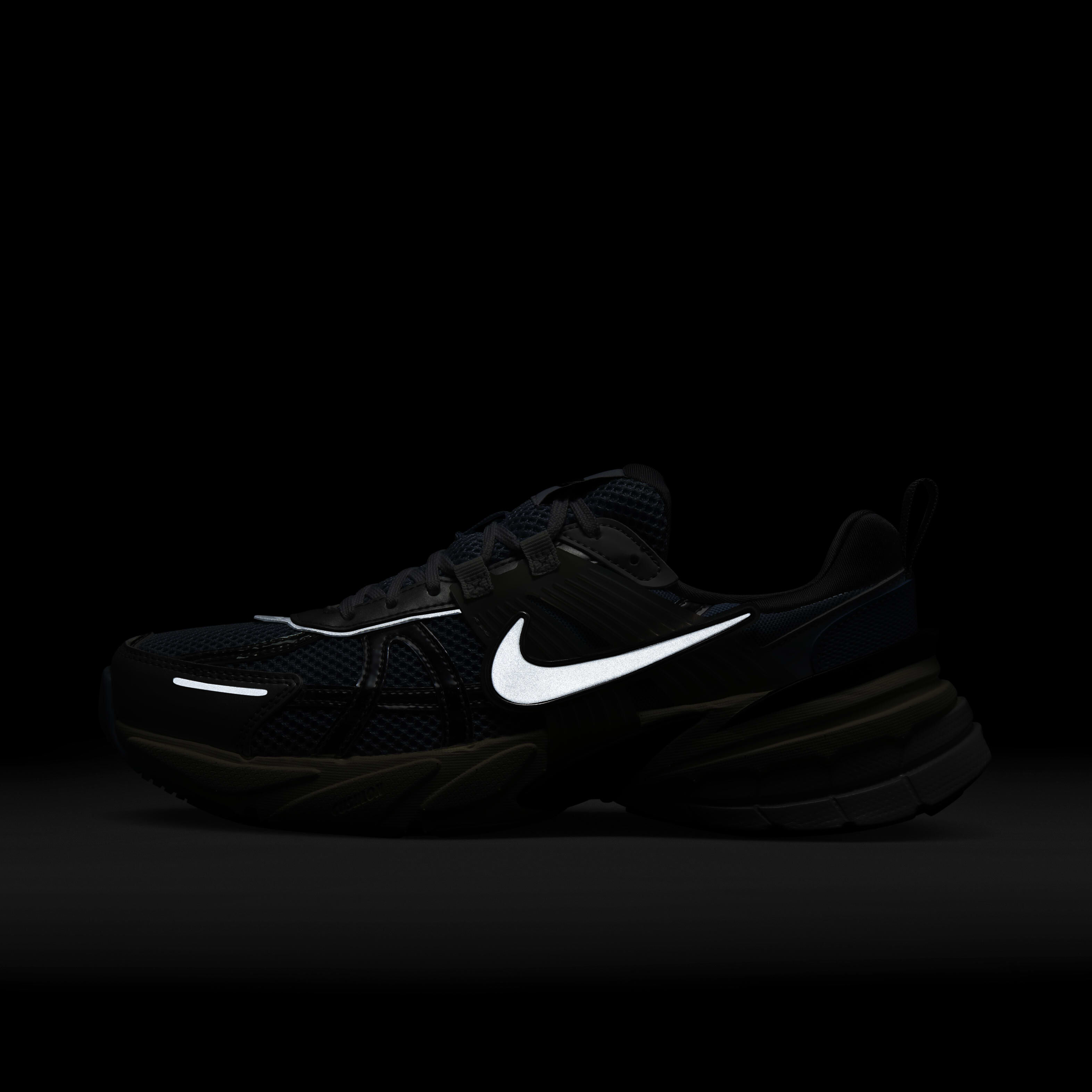 Nike V2K Run image number 8