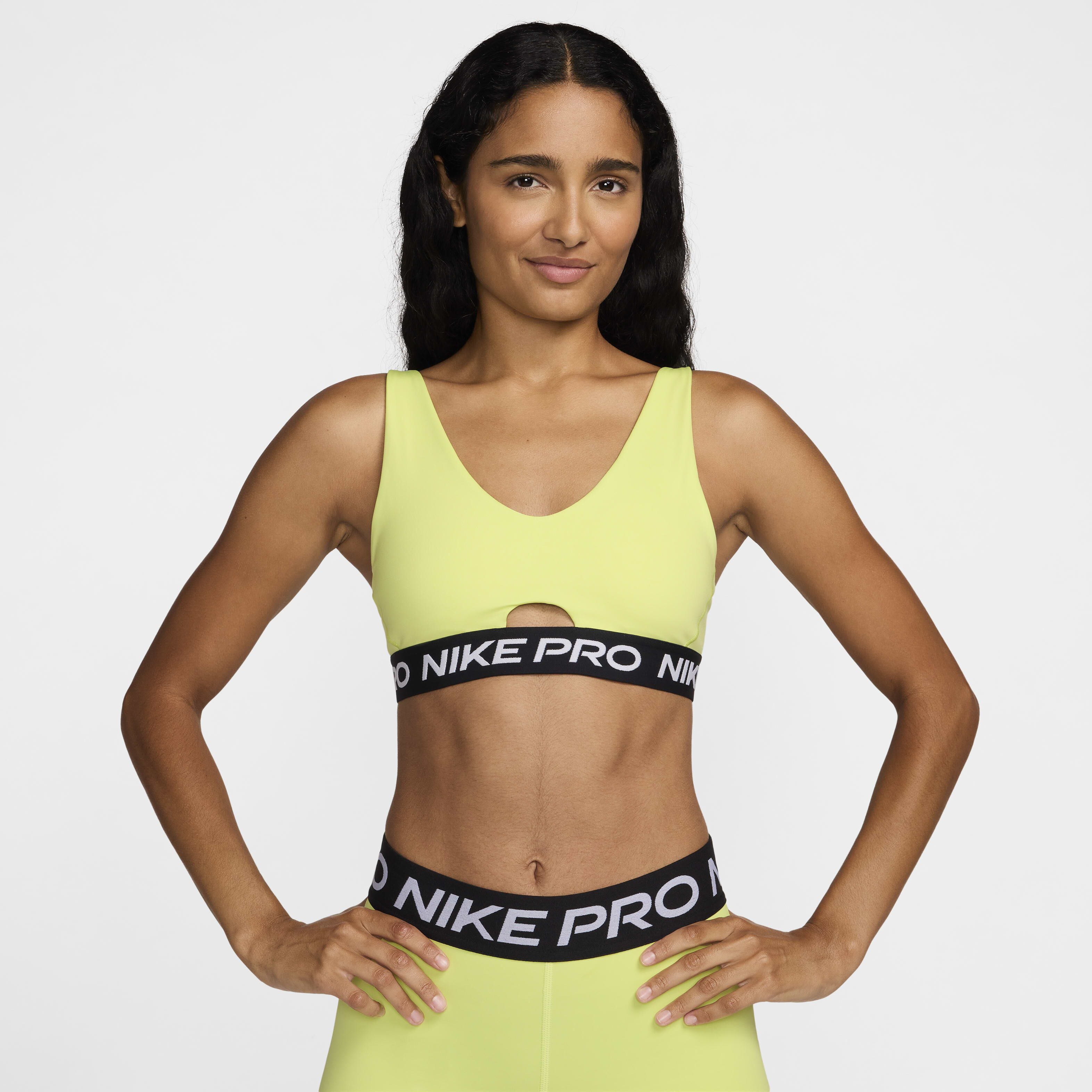 Nike Pro Indy Plunge image number 0