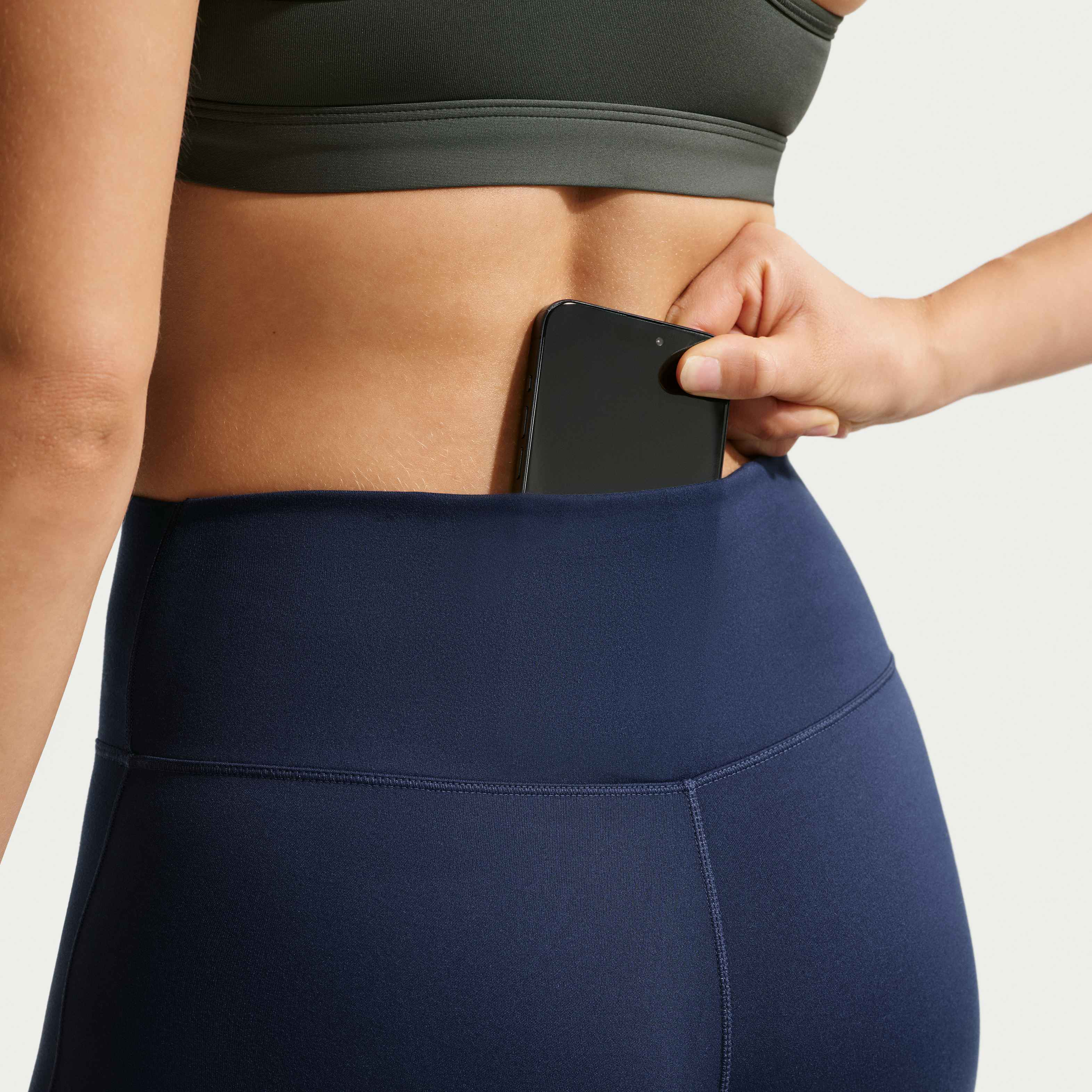 نايكي ون سيملس فرونت image number 5