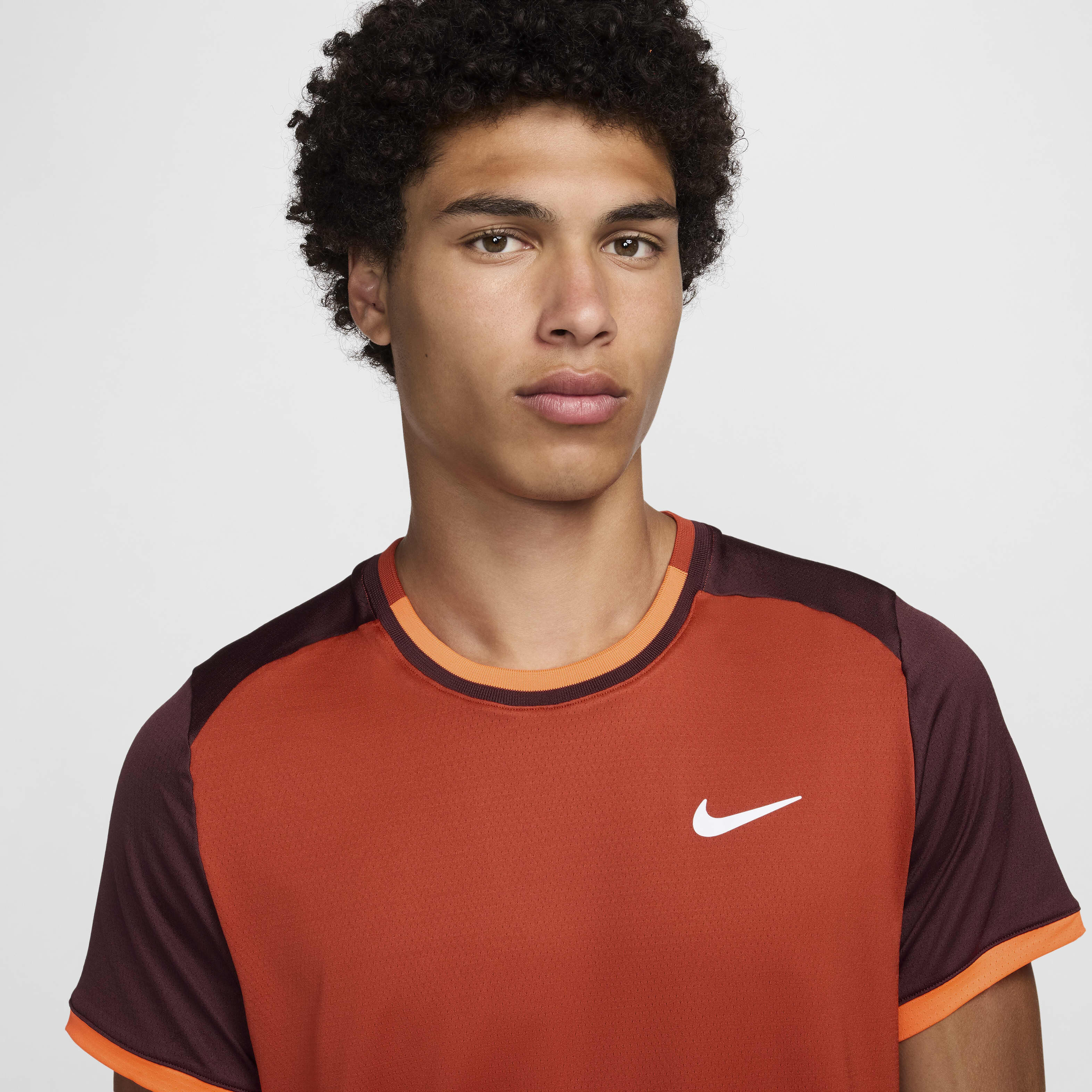 NikeCourt Advantage image number 2