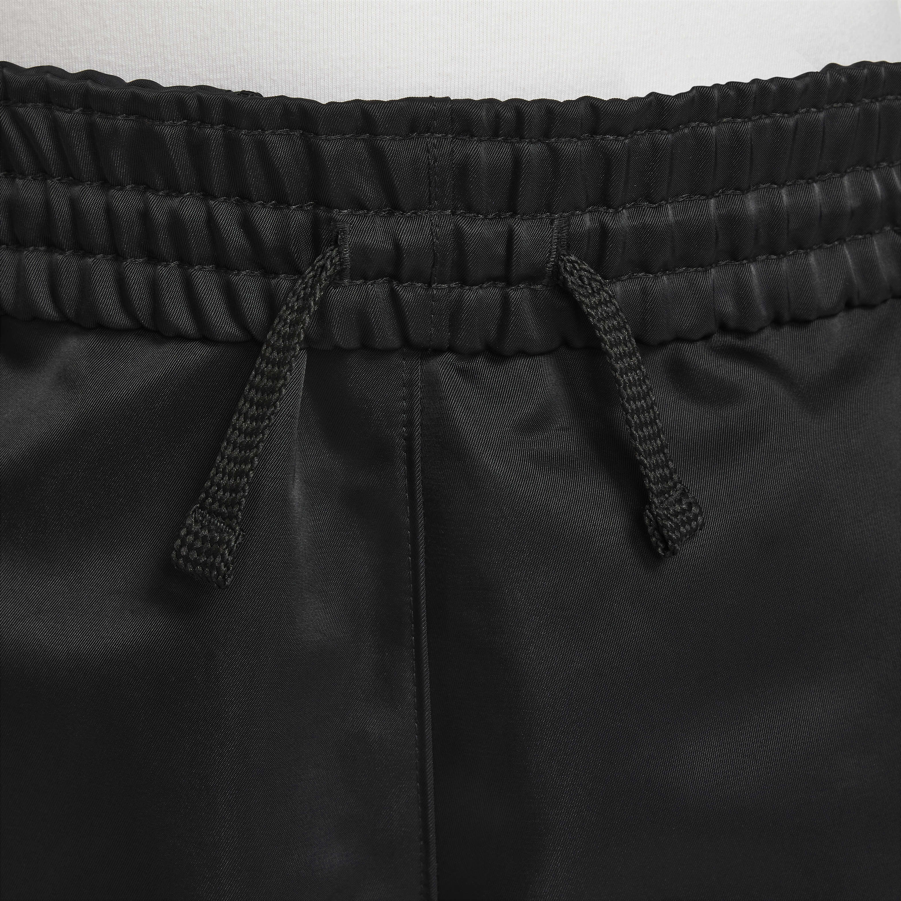 نايكي سبورتسوير image number 2