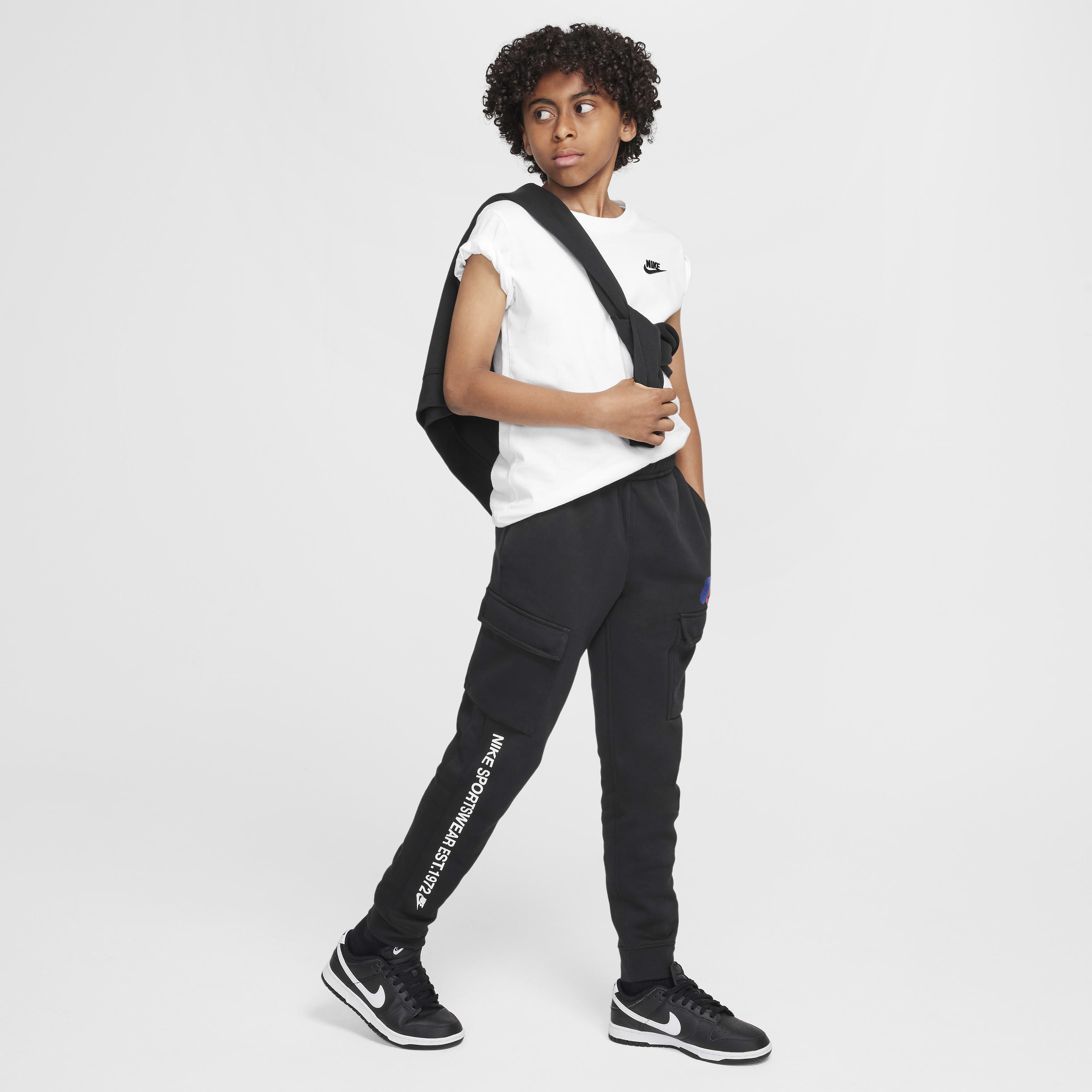Nike Sportswear Standard Issue image number 6