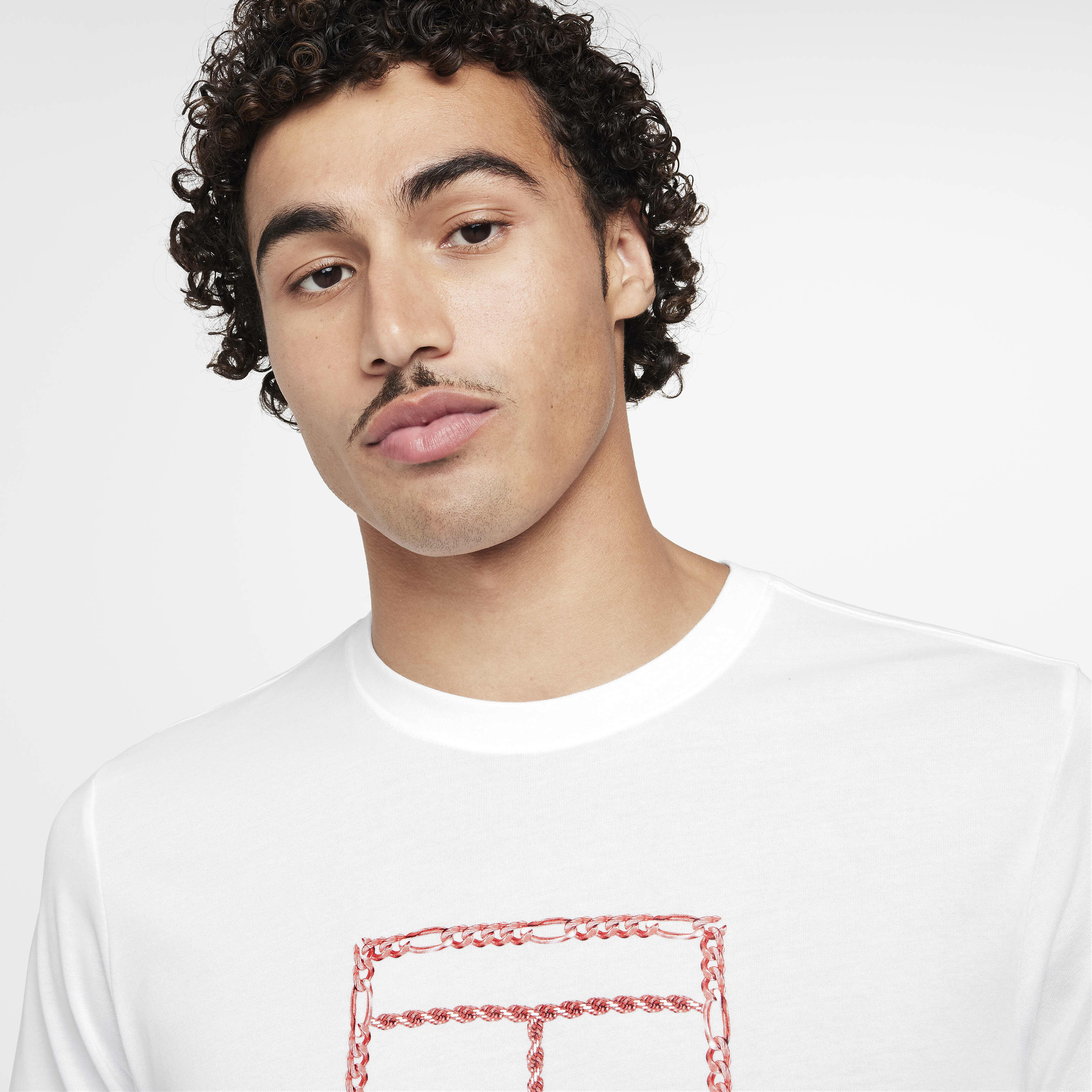 نايكي-كورت image number 2