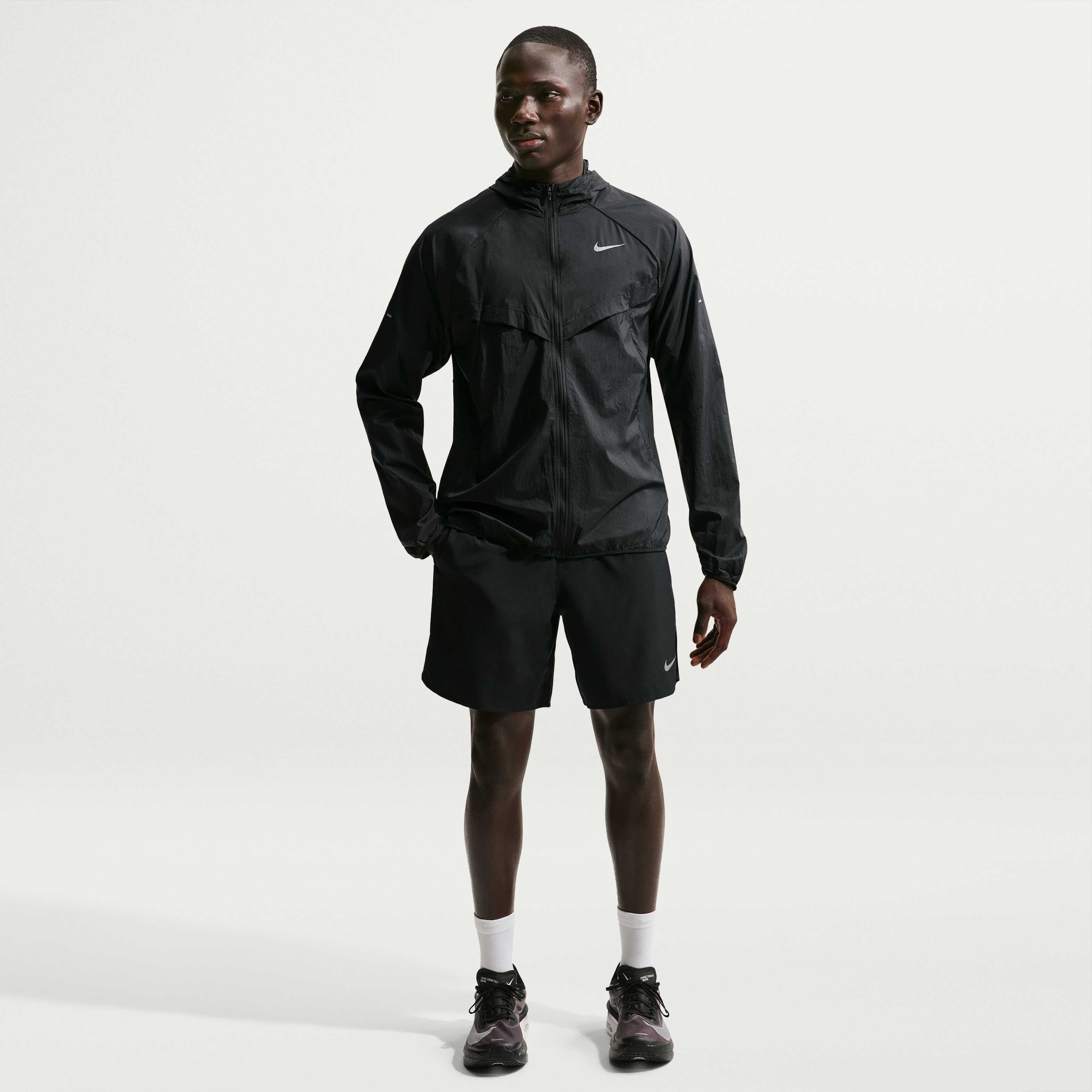 Nike Challenger image number 0