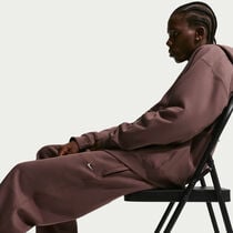 نايكي سولو سووش