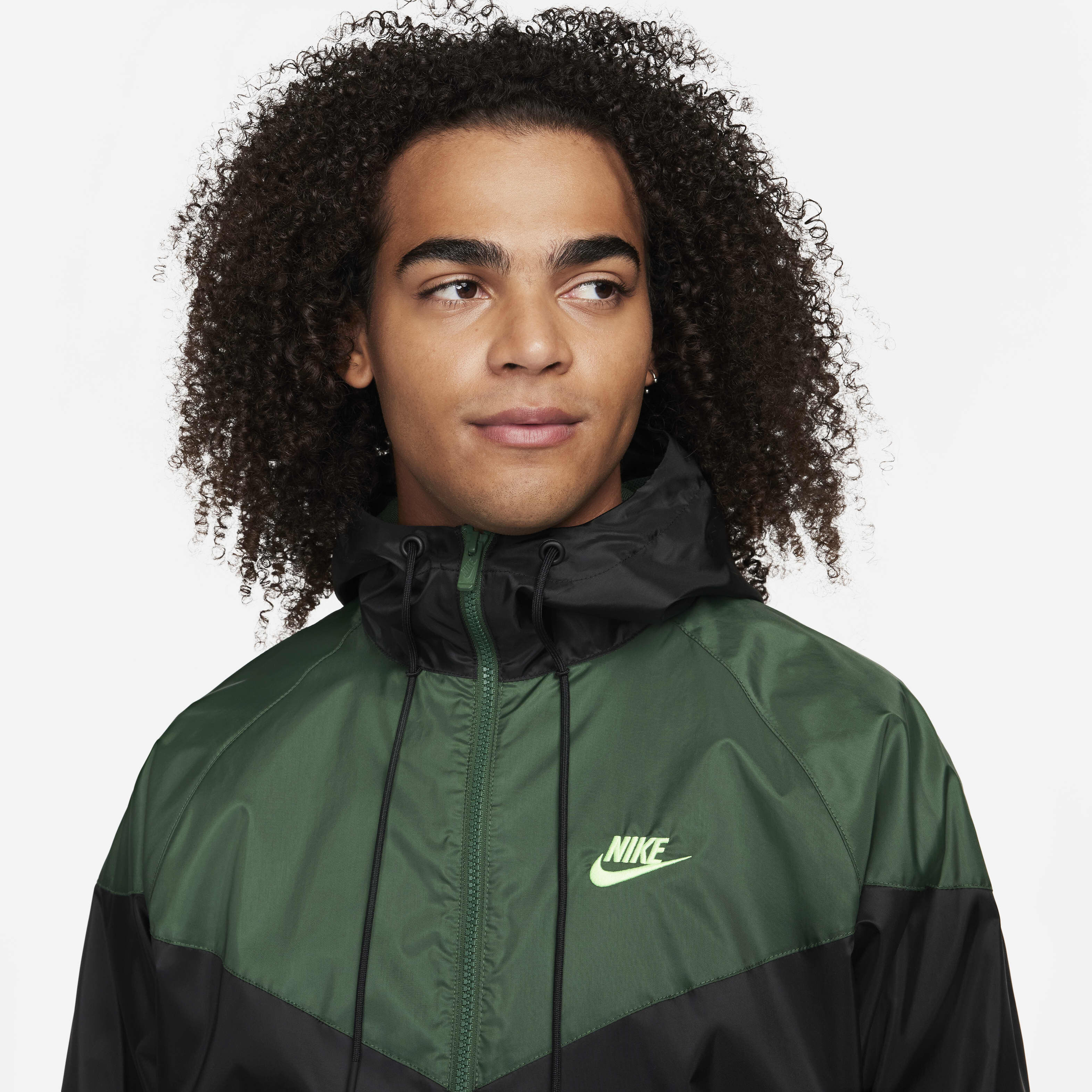 Nike Sportswear Windrunner image number 2