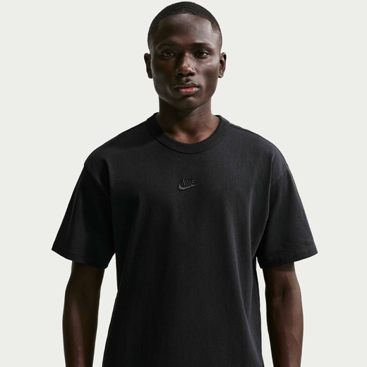 Nike Sportswear Premium Essentials