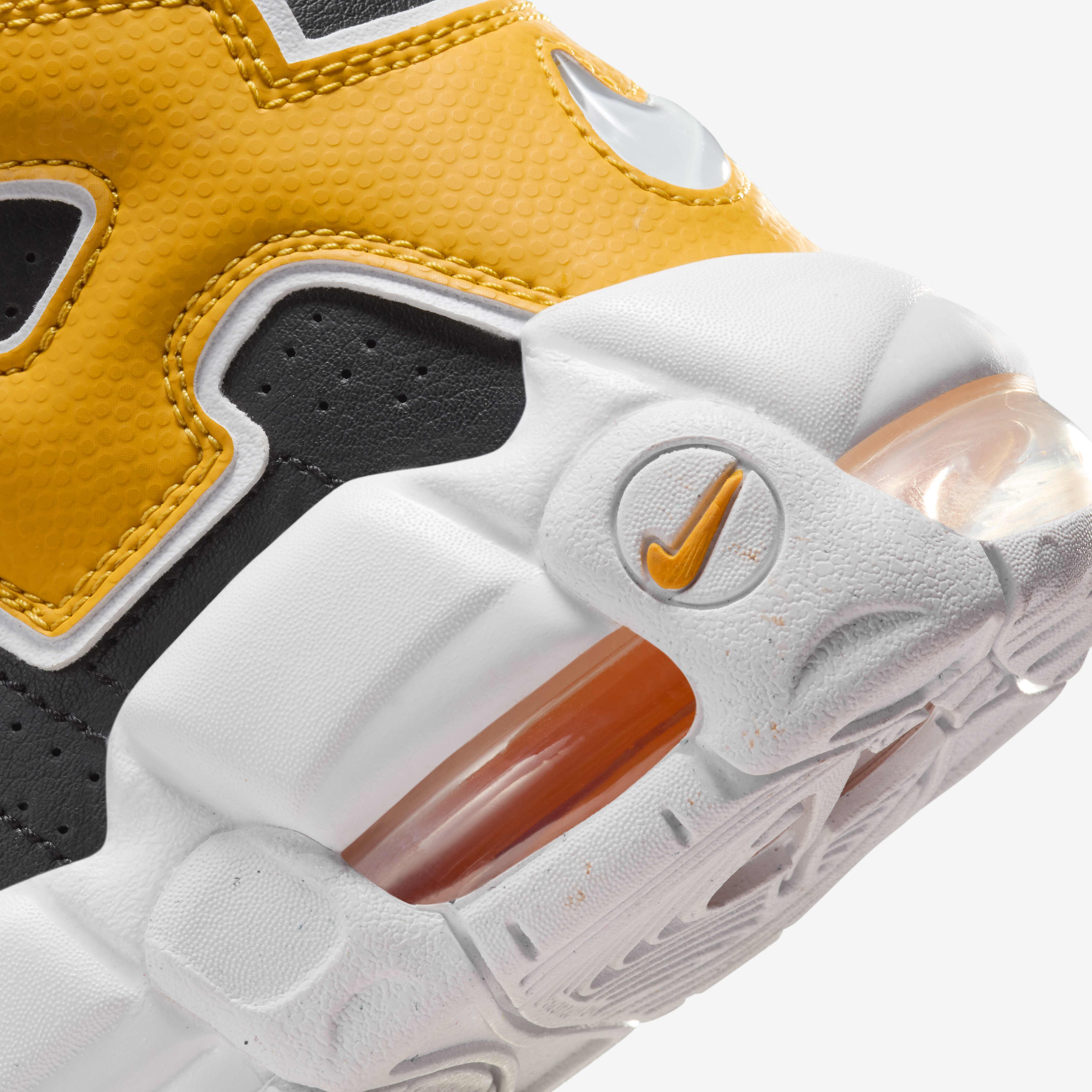 اير مور ابتمبو image number 7