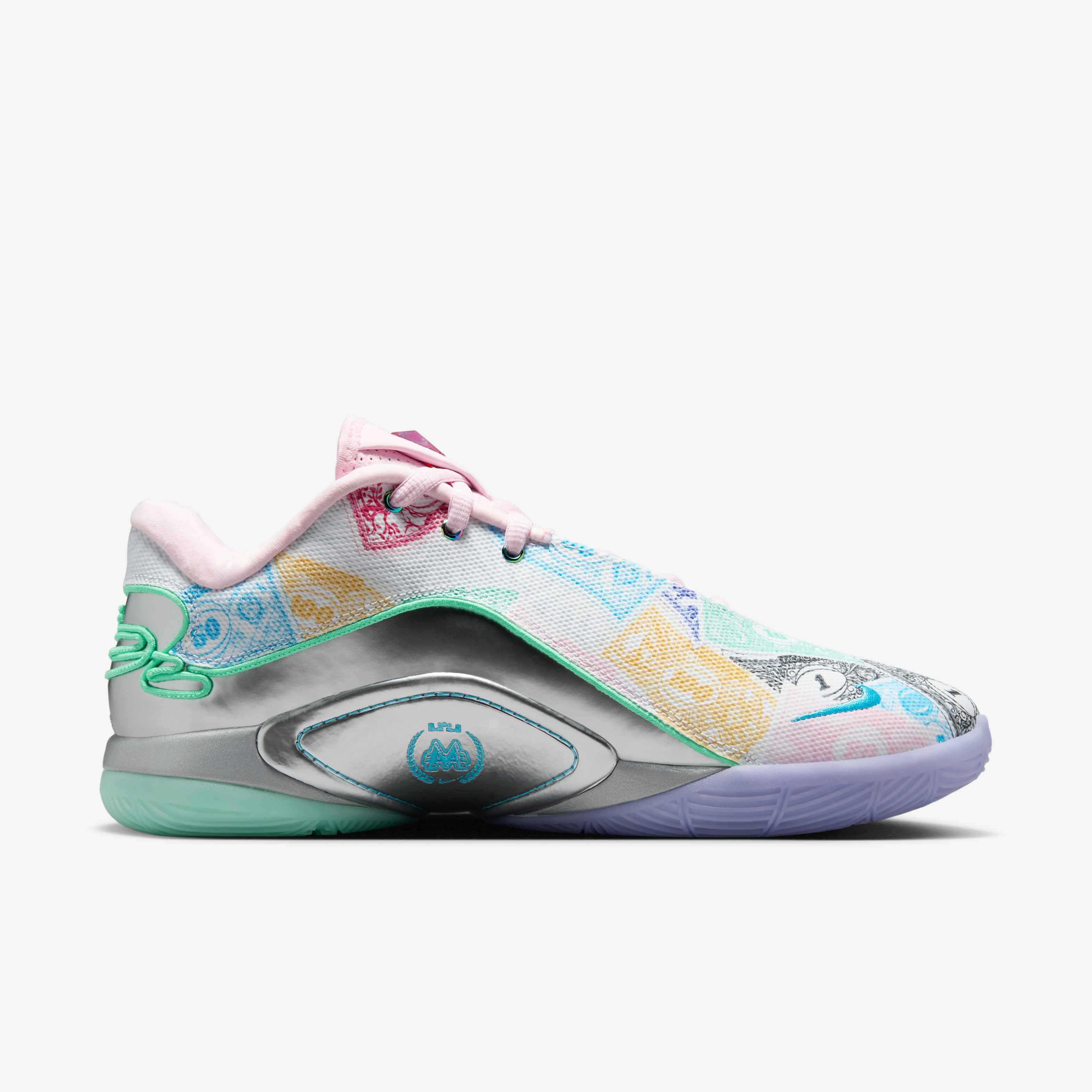 ليبرون XXII 'كورنسي' image number 2