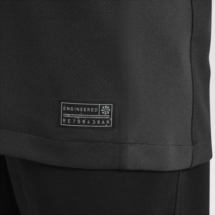 Liverpool F.C. 2024/25 Stadium Away image number 4 Liverpool F.C. 2024/25 Stadium Away image number 4