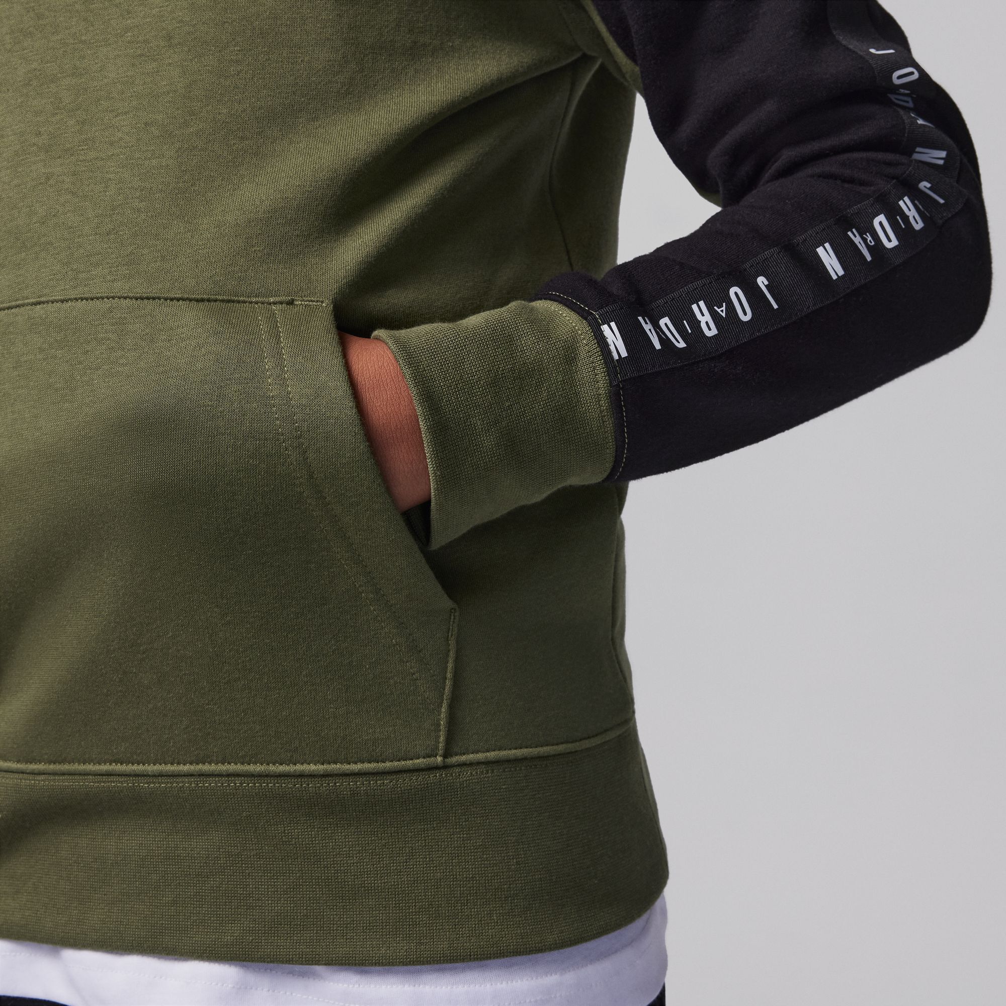 Jordan Flight Sideline Fleece Pullover image number 2