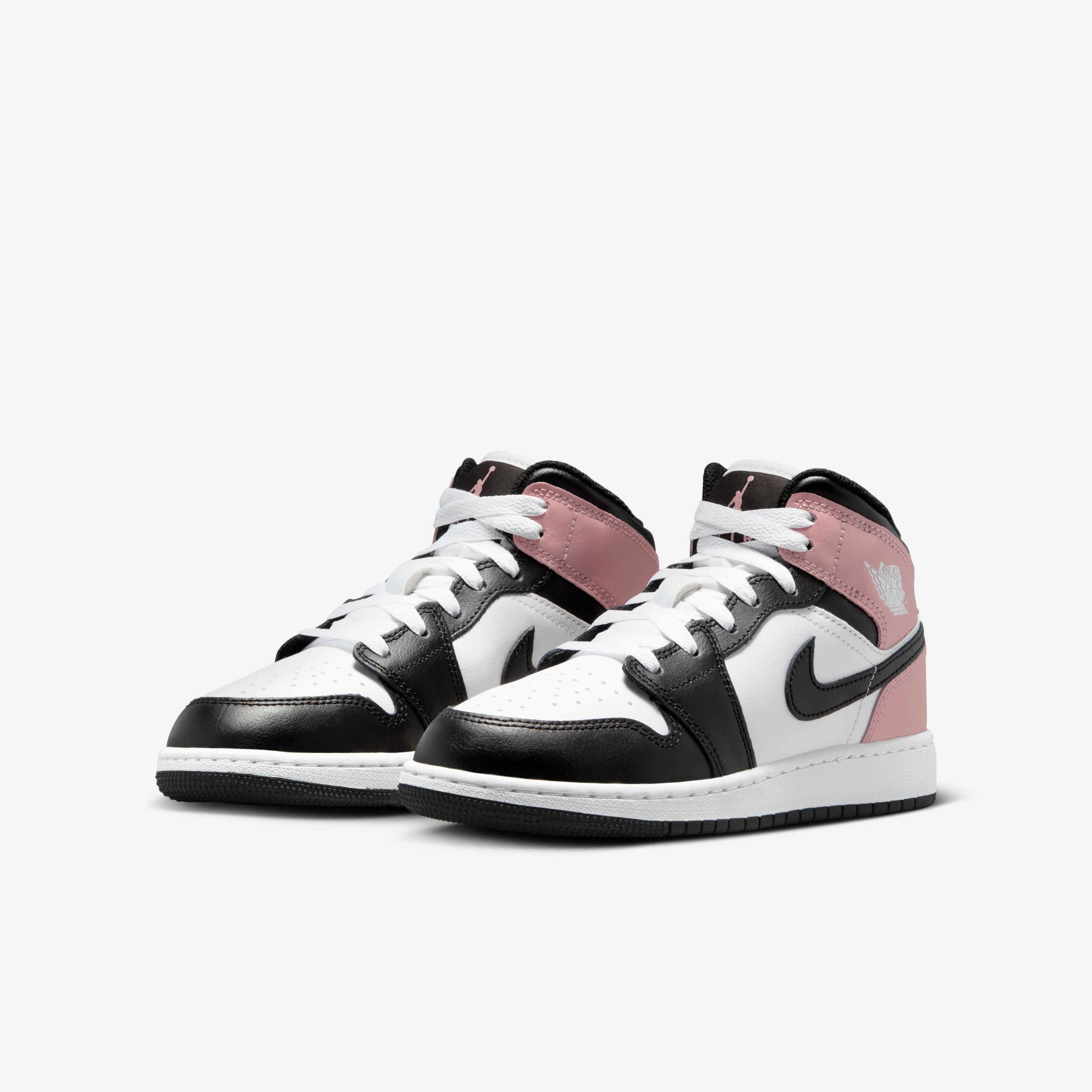 Air Jordan 1 Mid image number 4