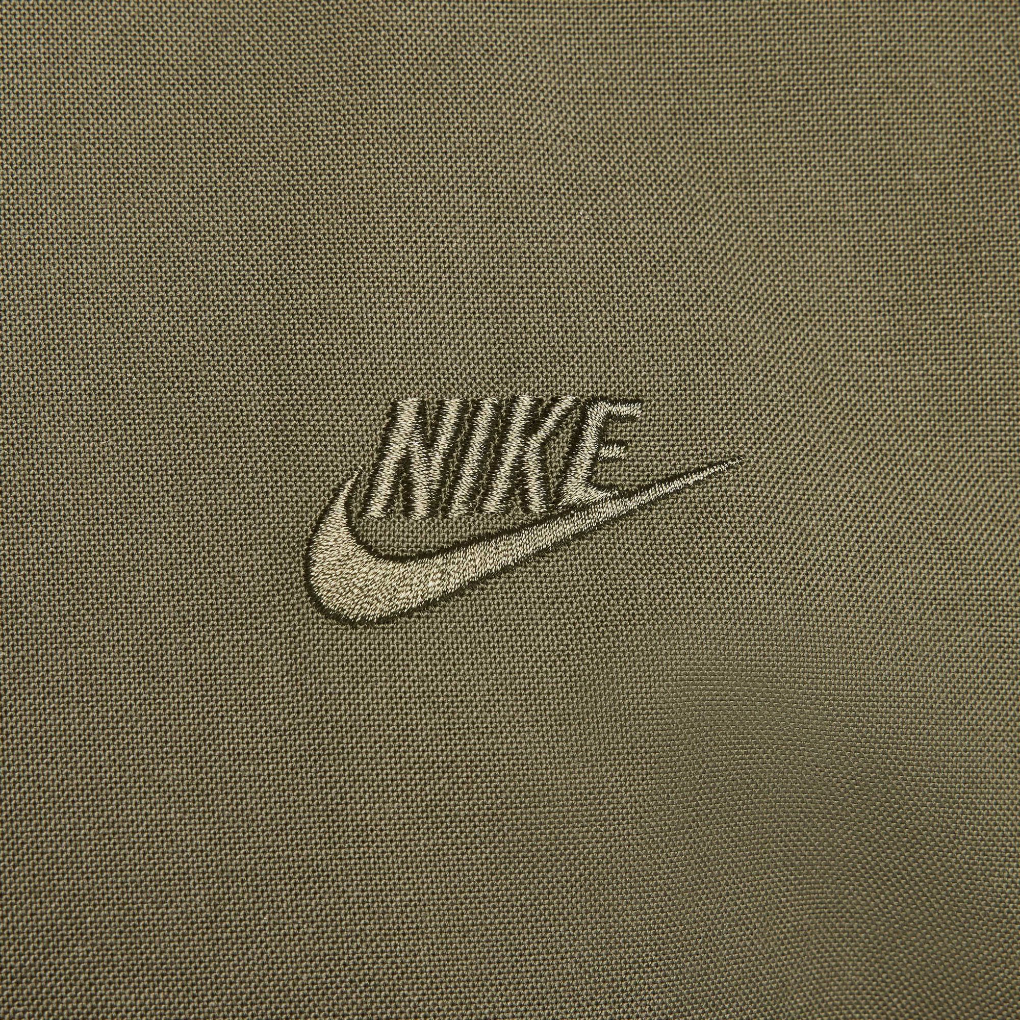Zoom image