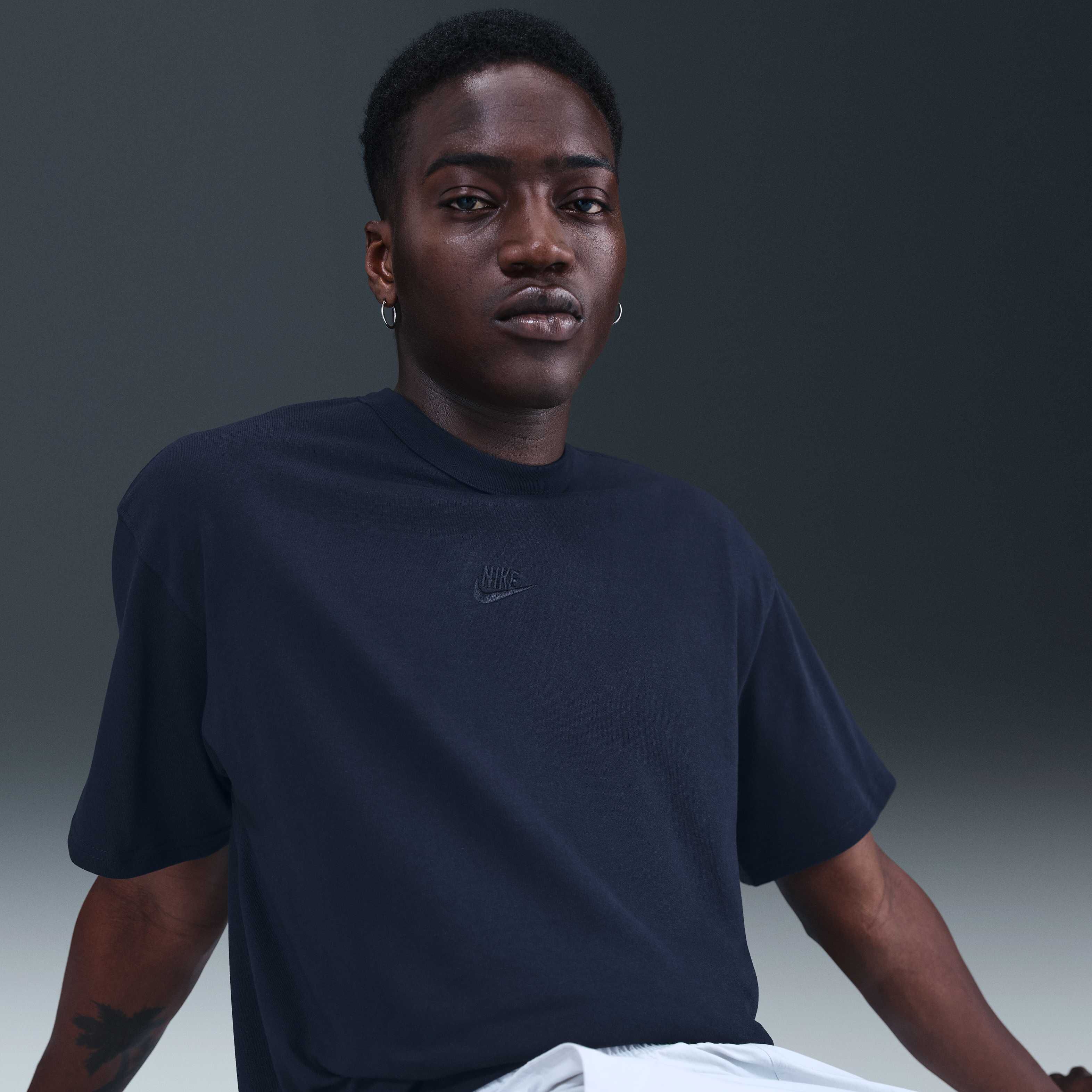 Nike Sportswear Premium Essentials image number 2