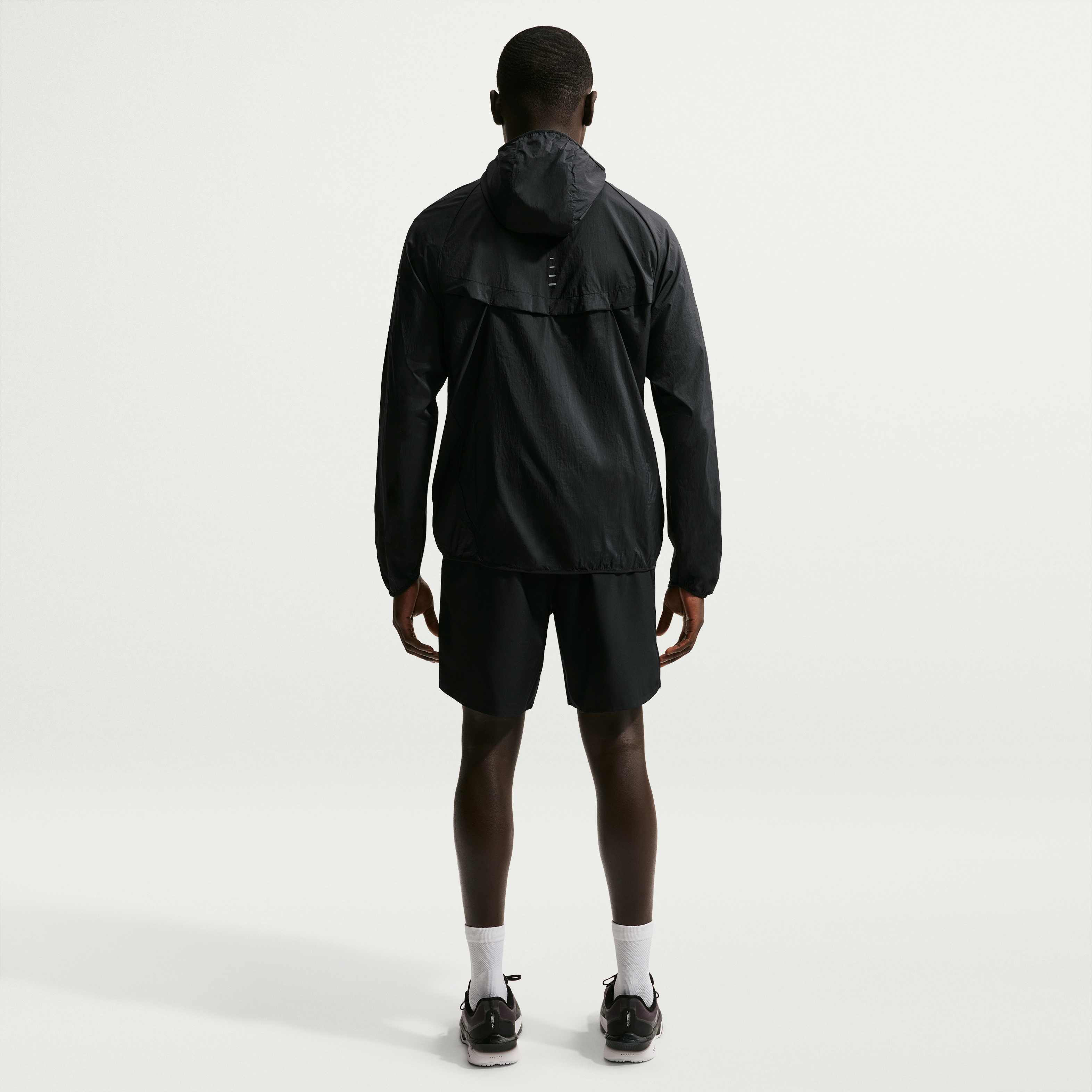 Nike Stride image number 4
