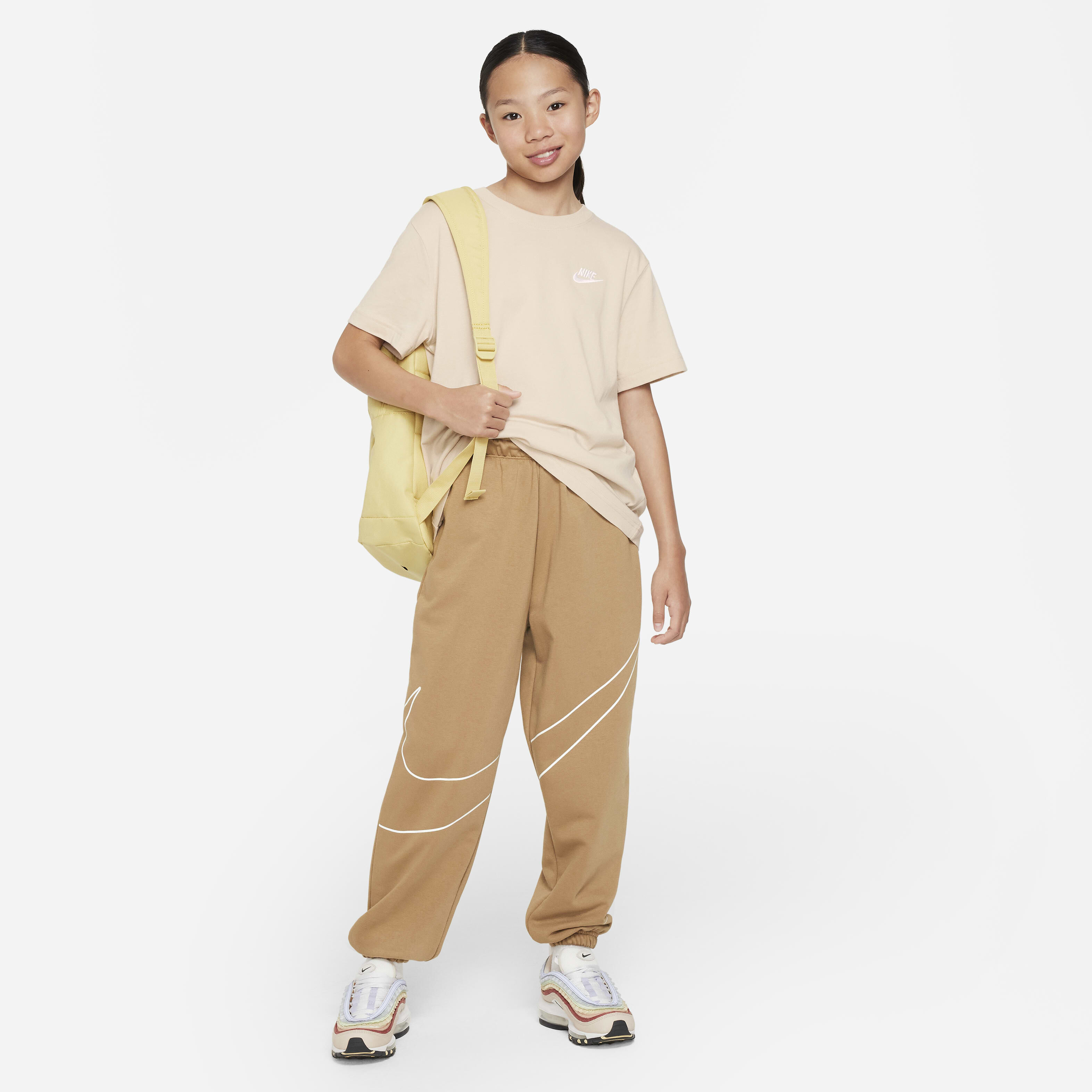 نايكي سبورتسوير image number 3