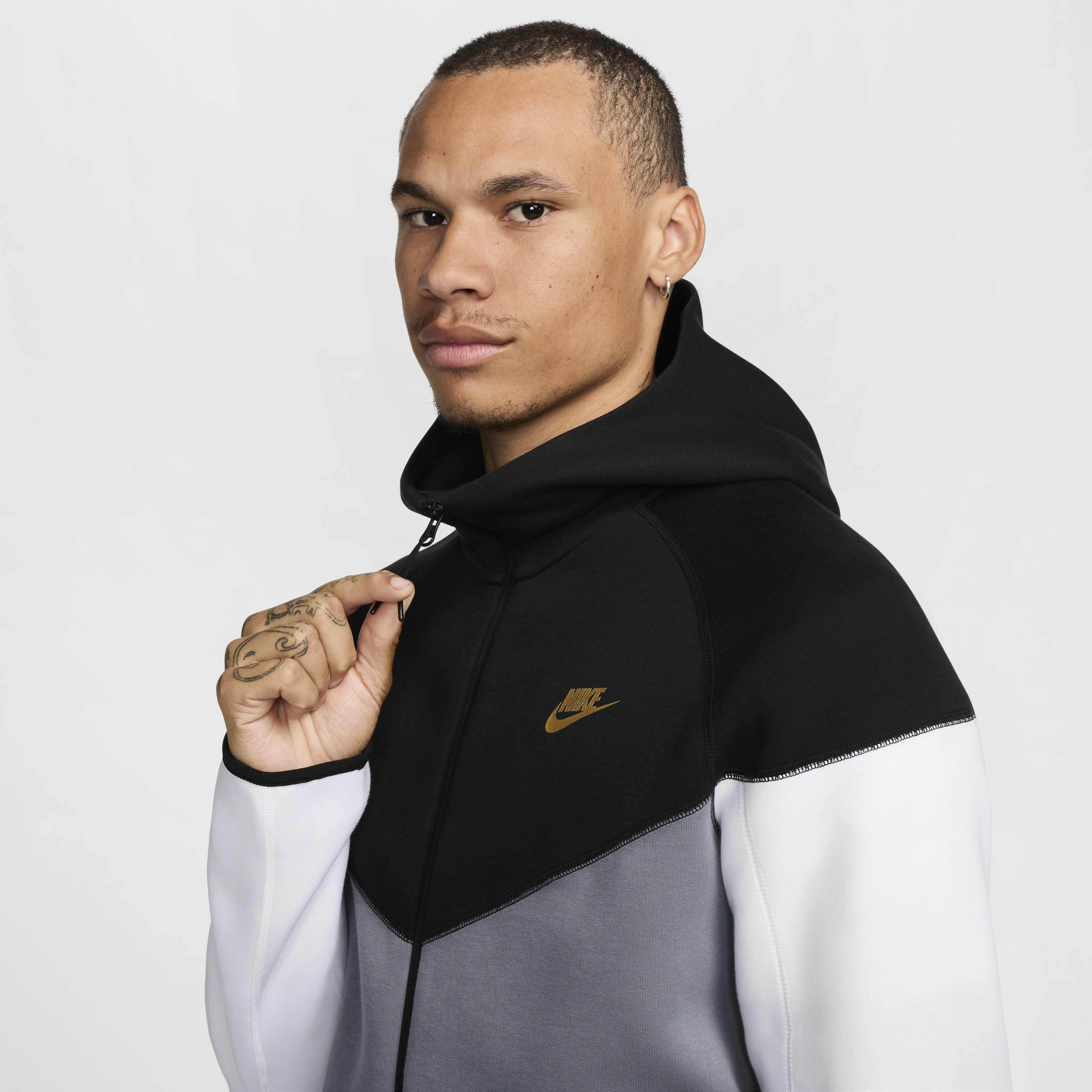 Nike Sportswear Tech Fleece Windrunner image number 2