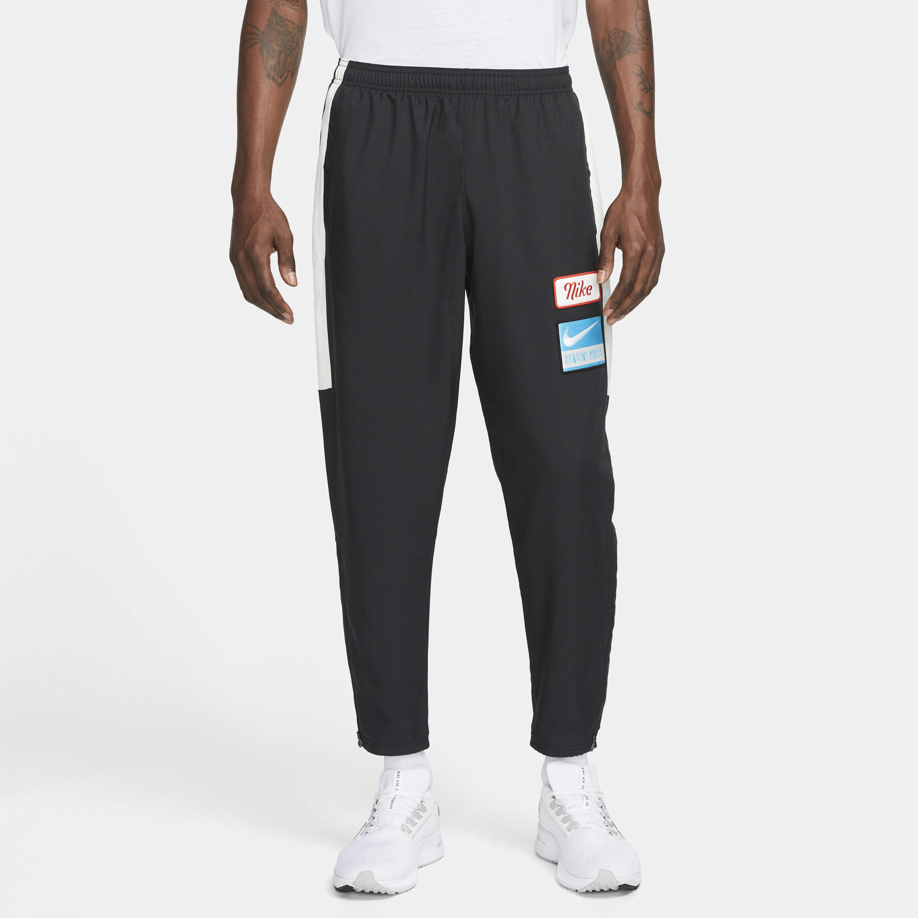 Nike Dri-FIT Challenger image number 0