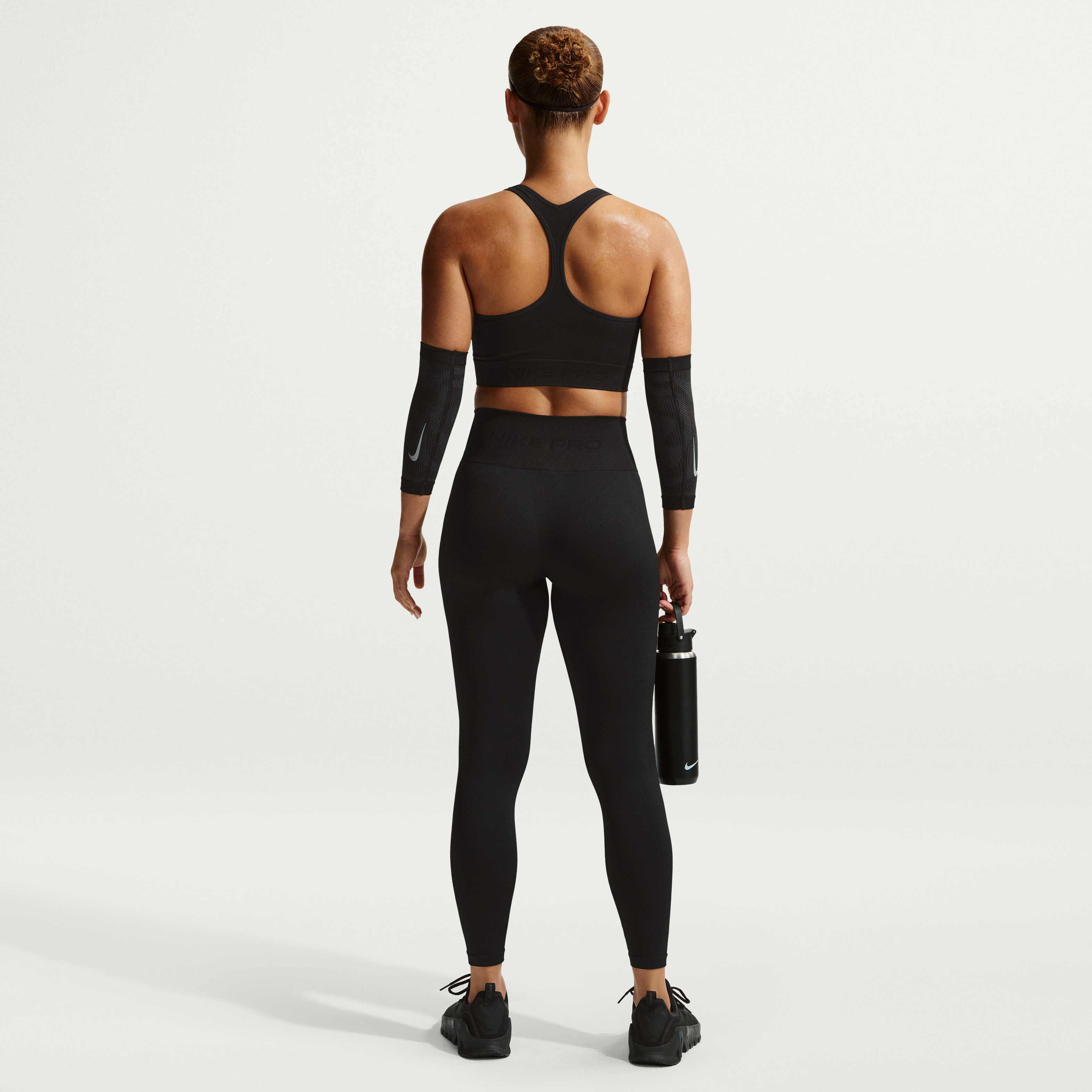 Nike Pro Seamless image number 4