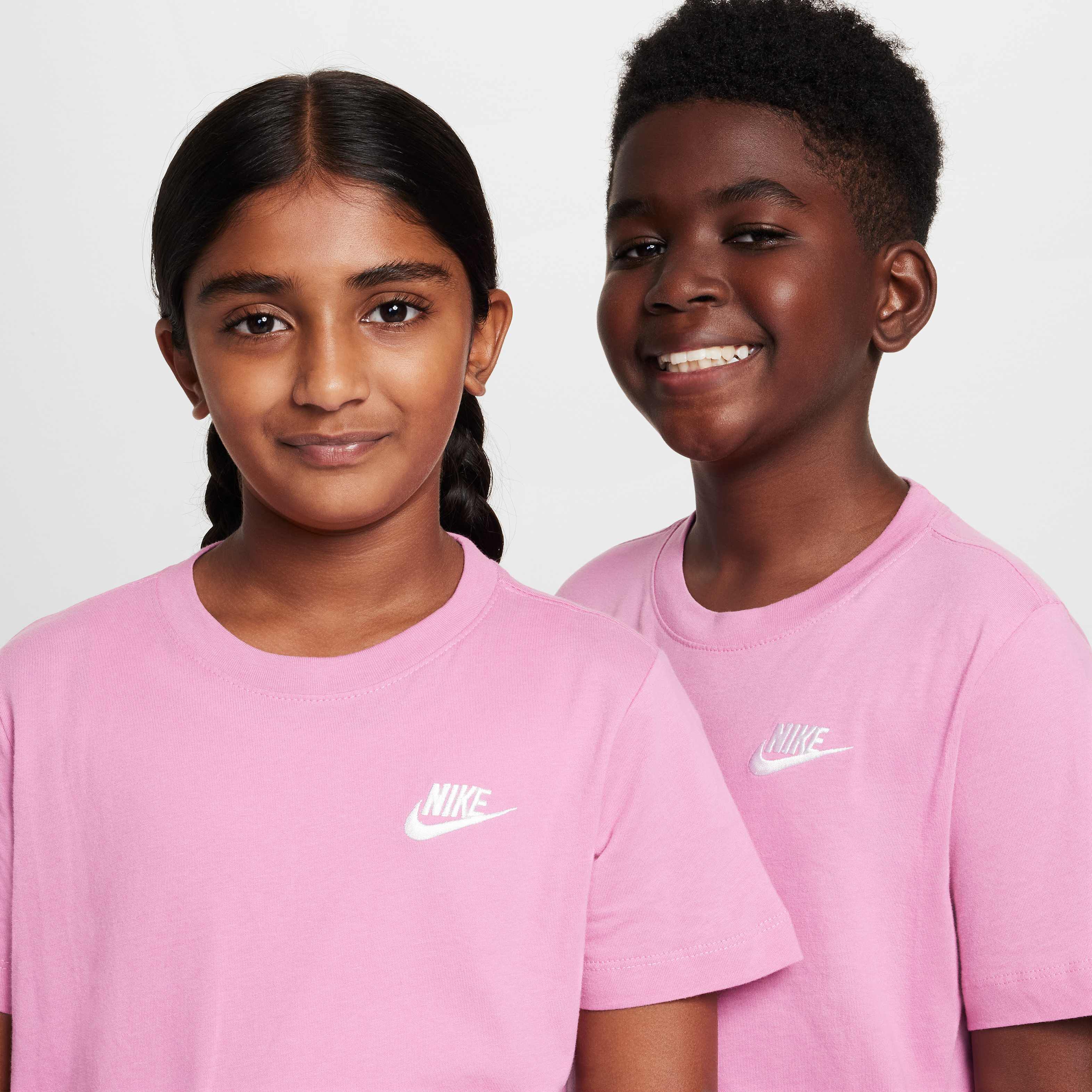 Nike Sportswear image number 2