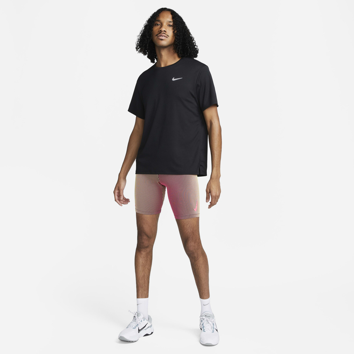 Nike Dri-FIT ADV AeroSwift image number 8 Nike Dri-FIT ADV AeroSwift image number 8