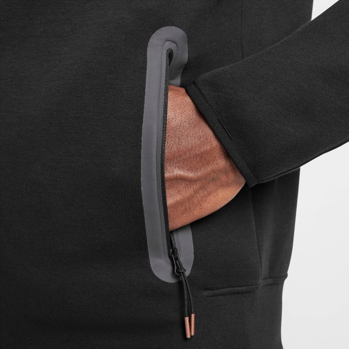 نايكي تك فليس ويندرانر x سنترال سي image number 6 نايكي تك فليس ويندرانر x سنترال سي image number 6