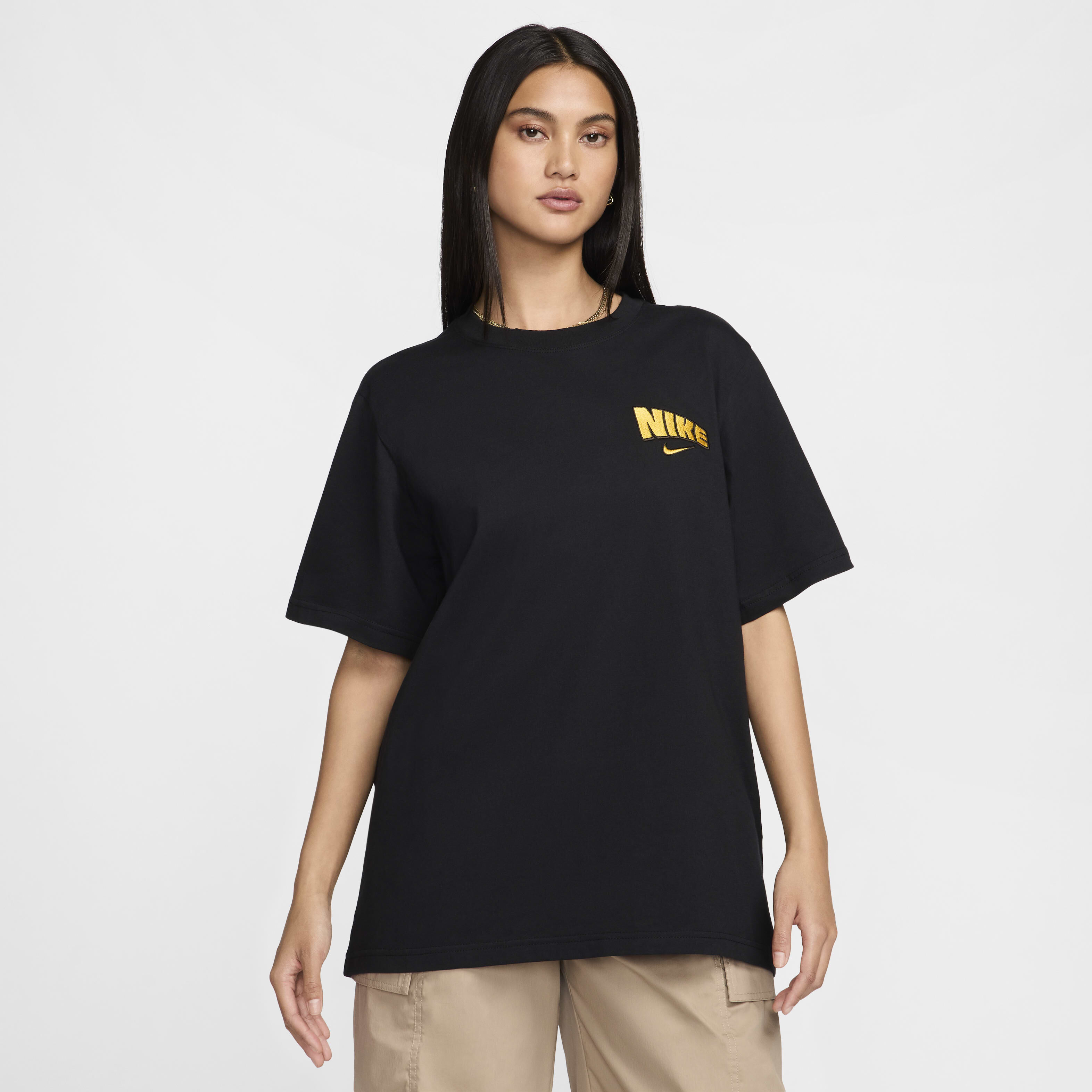 Nike loose fit shirt clearance