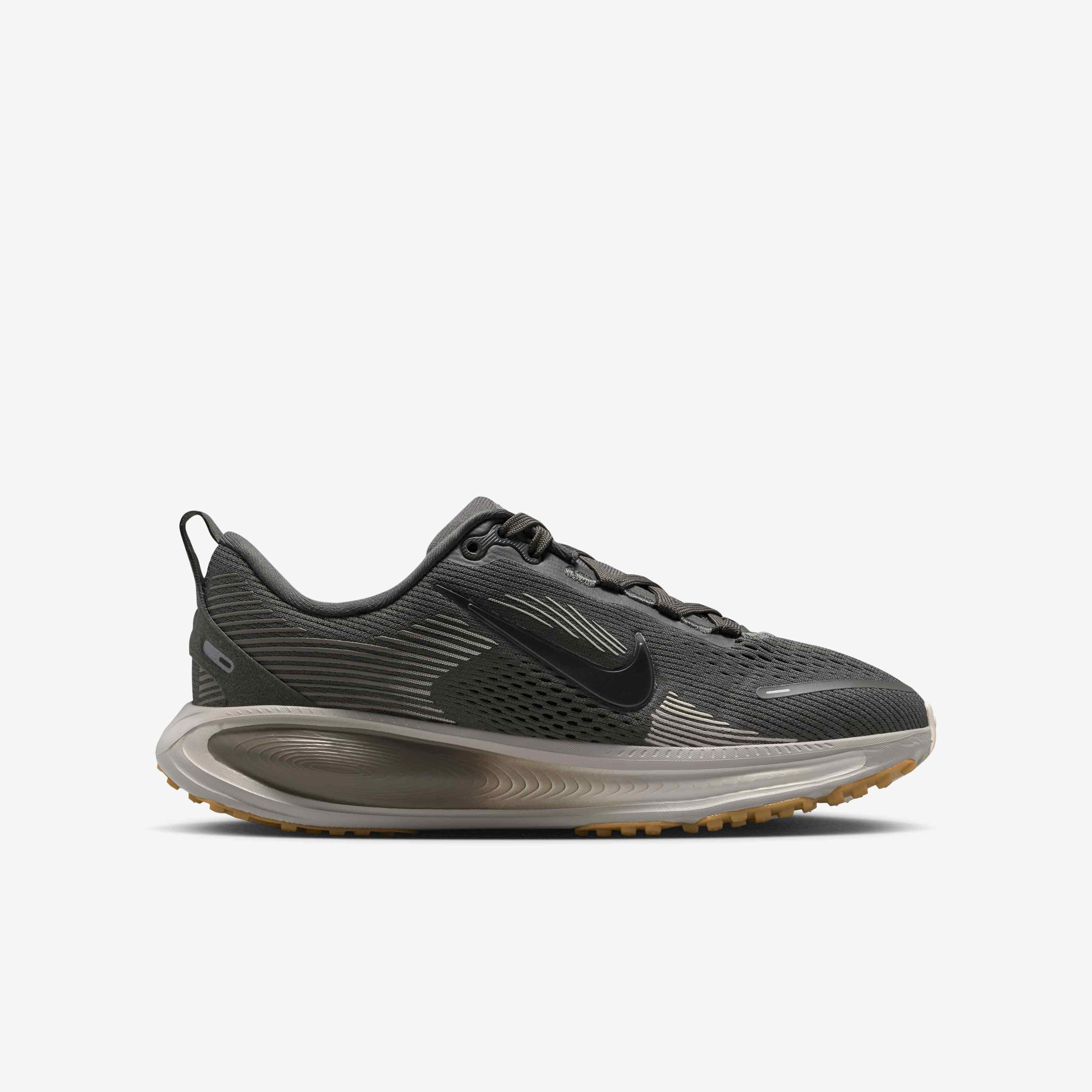 Nike Vomero 18 image number 2