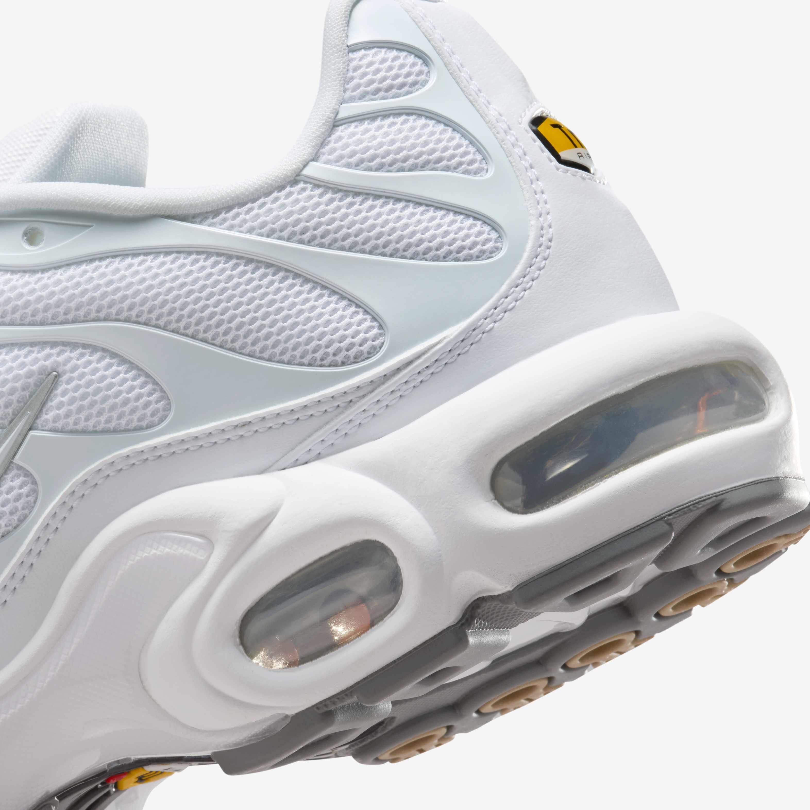 Nike Air Max Plus image number 8