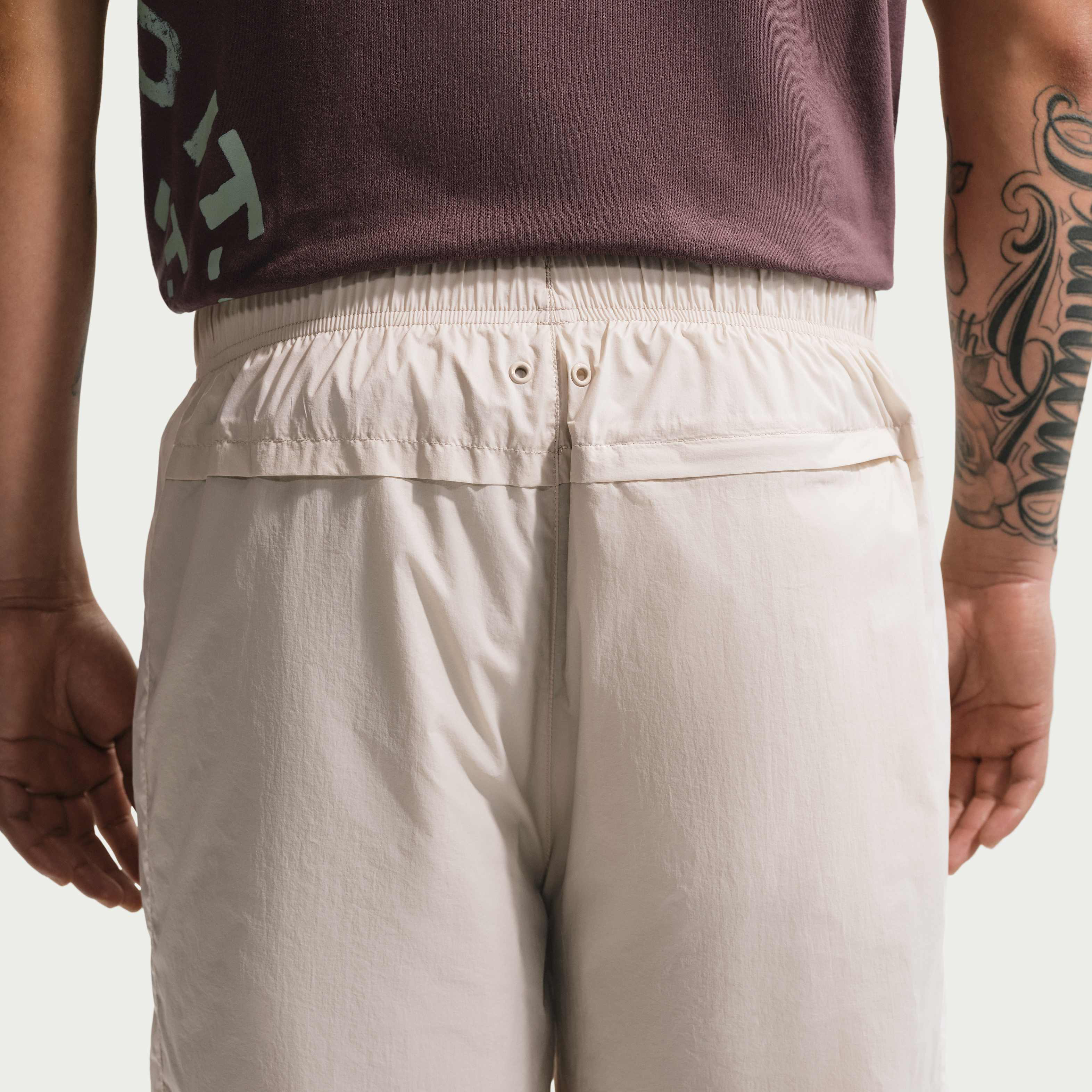 نايكي ويندرانر image number 2