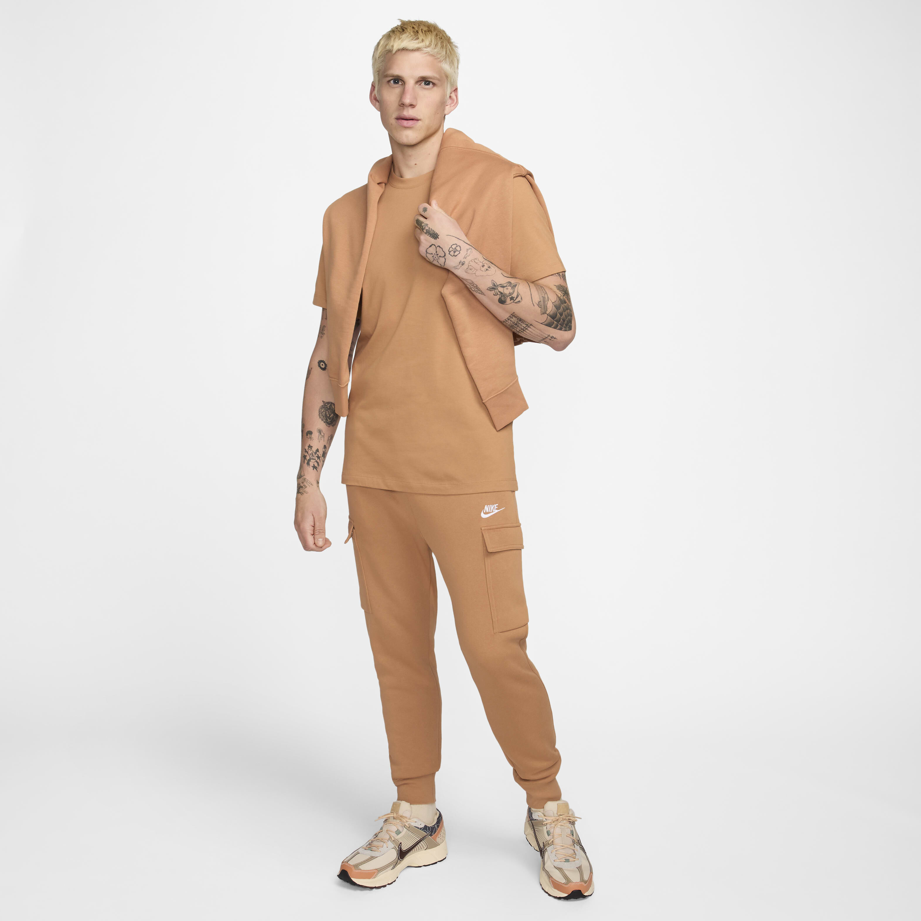 Nike Sportswear Club image number 4