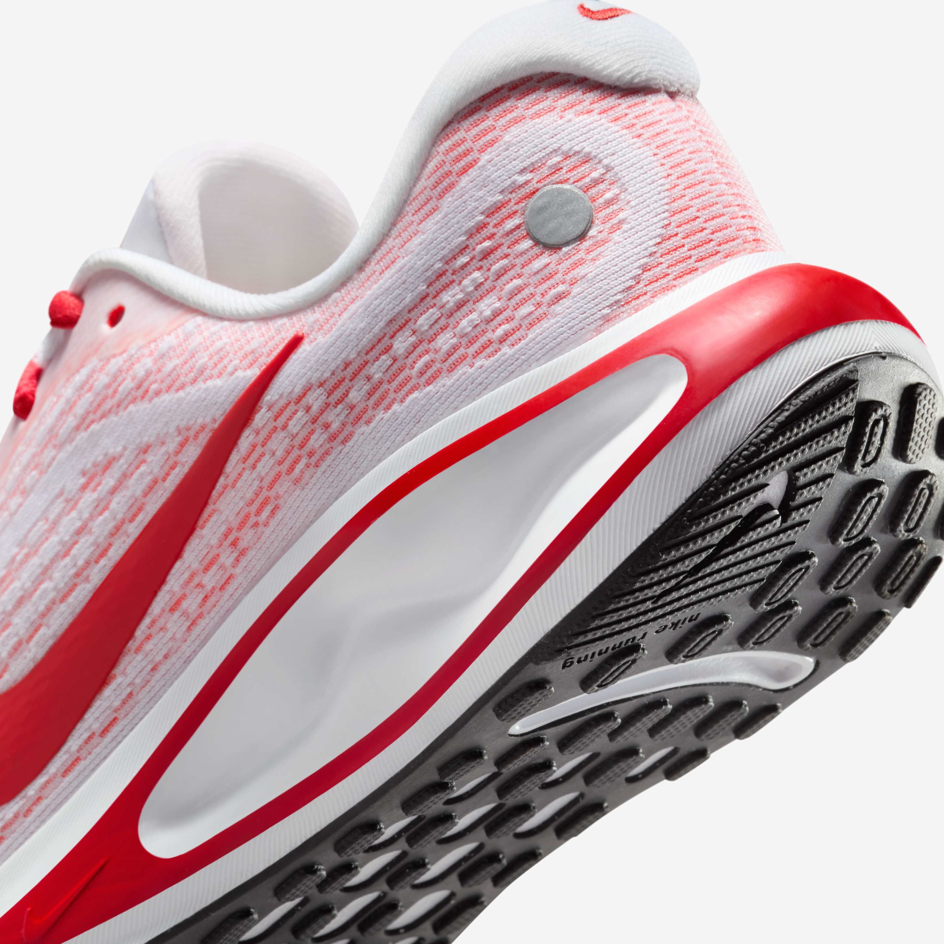 نايكي جيرني رن image number 7