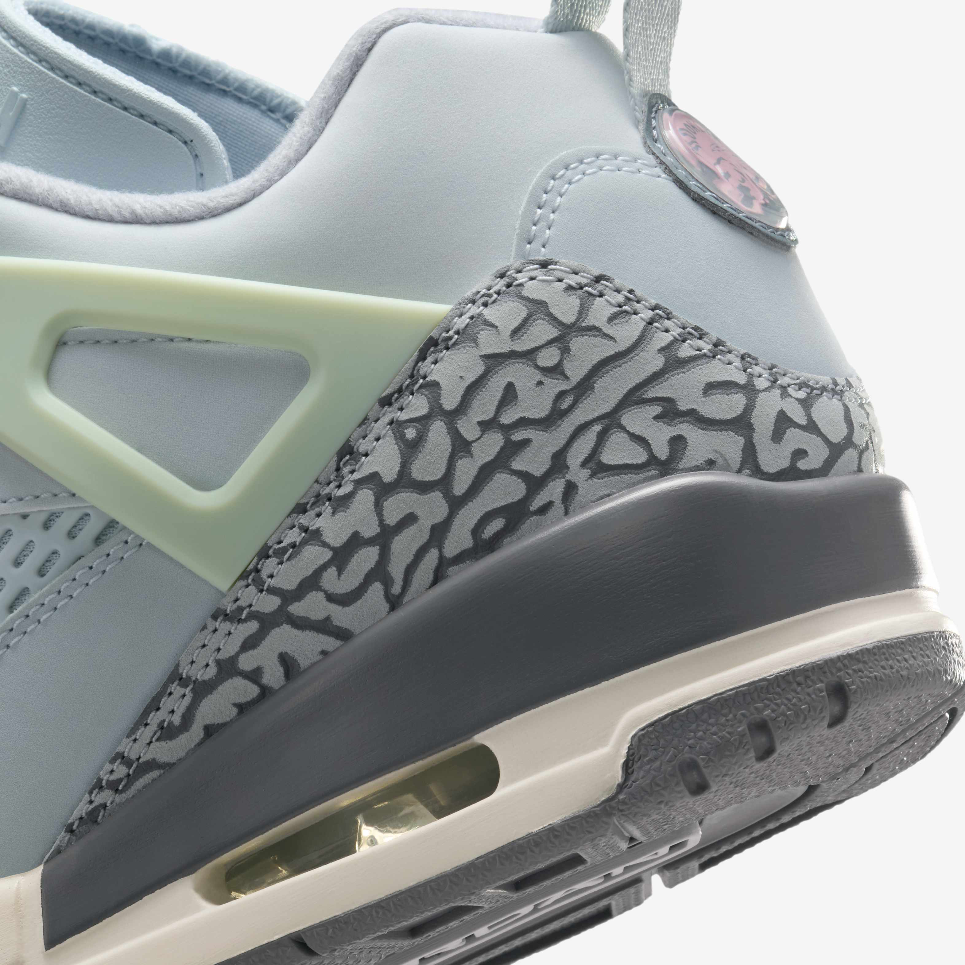 Jordan Spizike Low image number 7