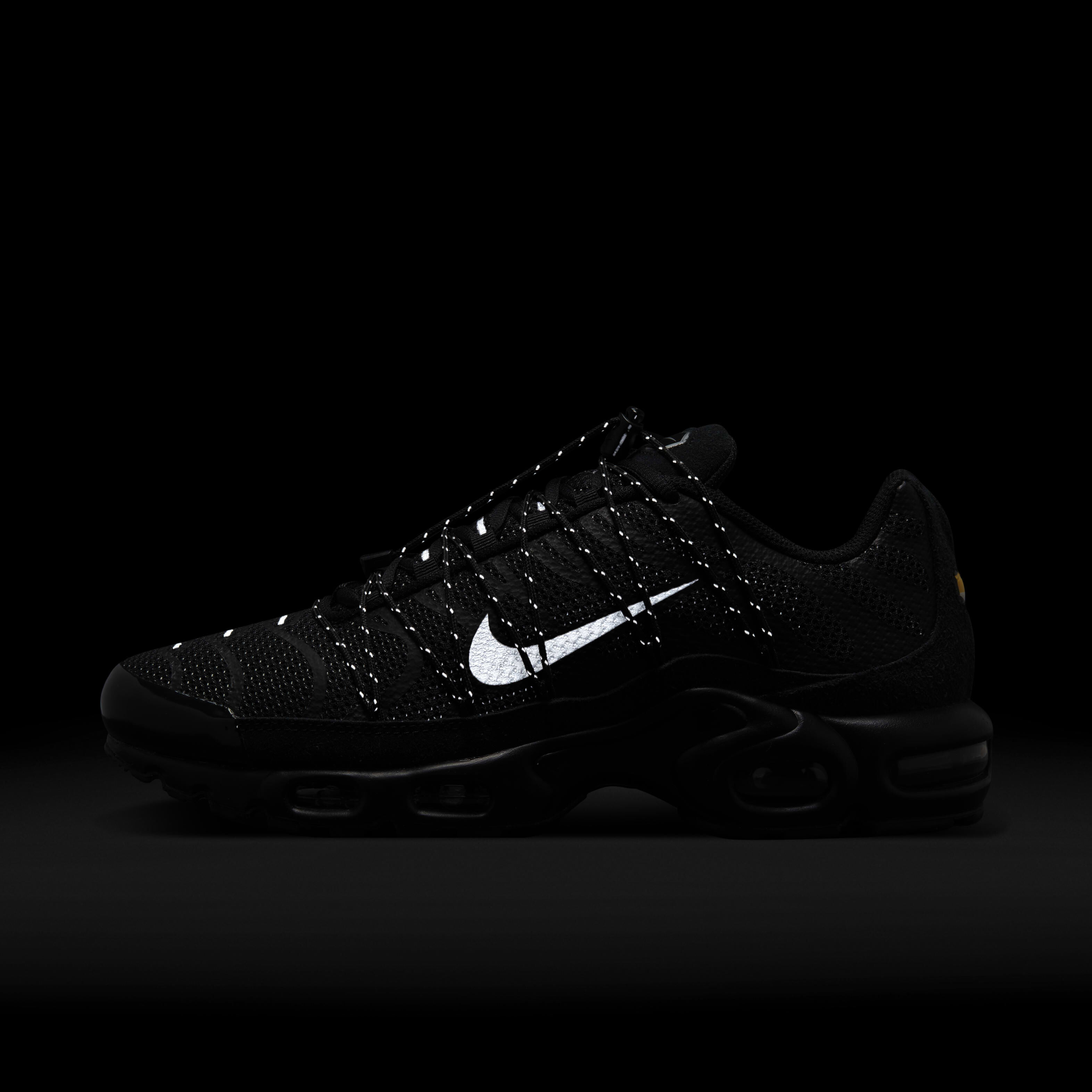 Buy Nike Air Max Plus Utility Men s Shoes Nike Qatar Official
