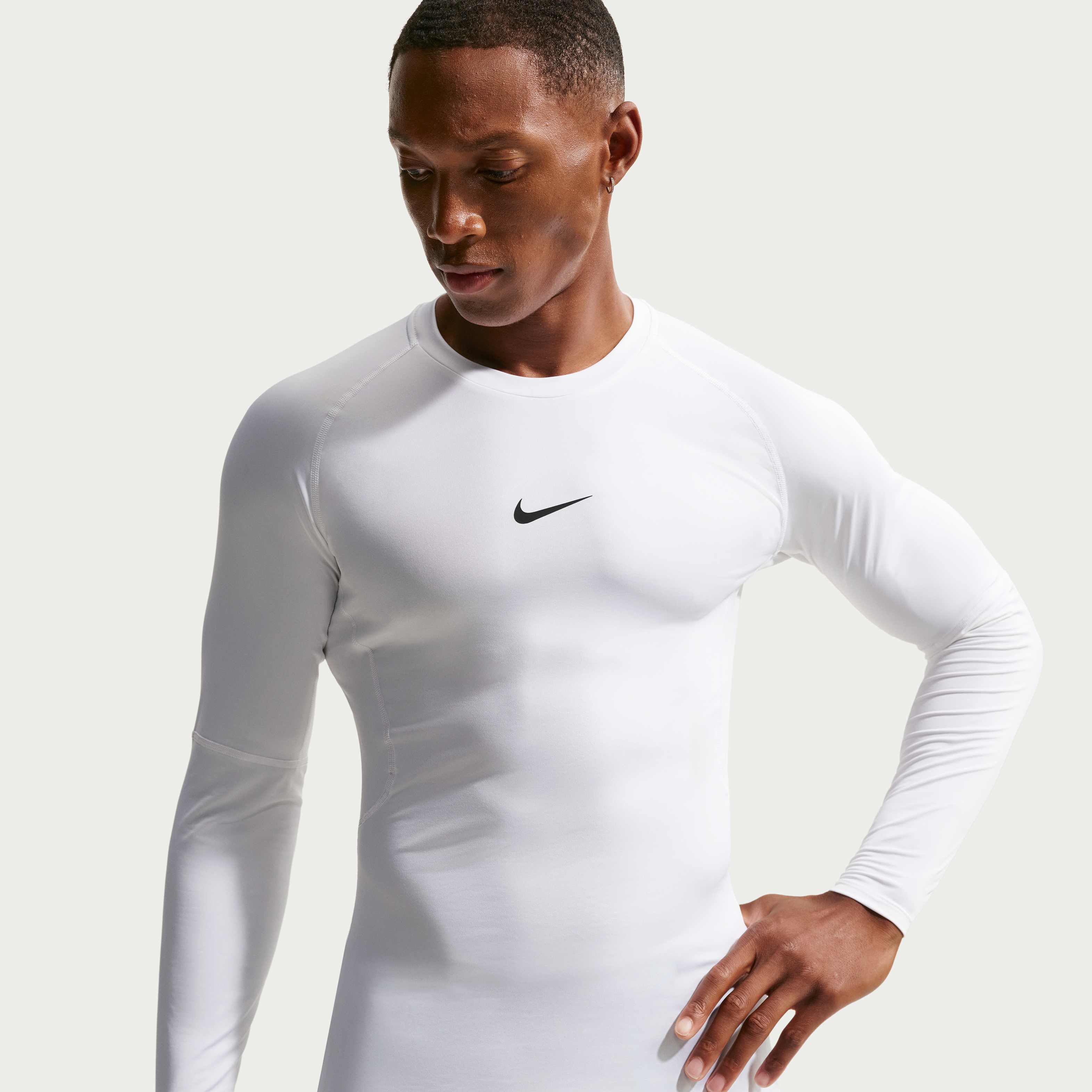 Nike Pro image number 0