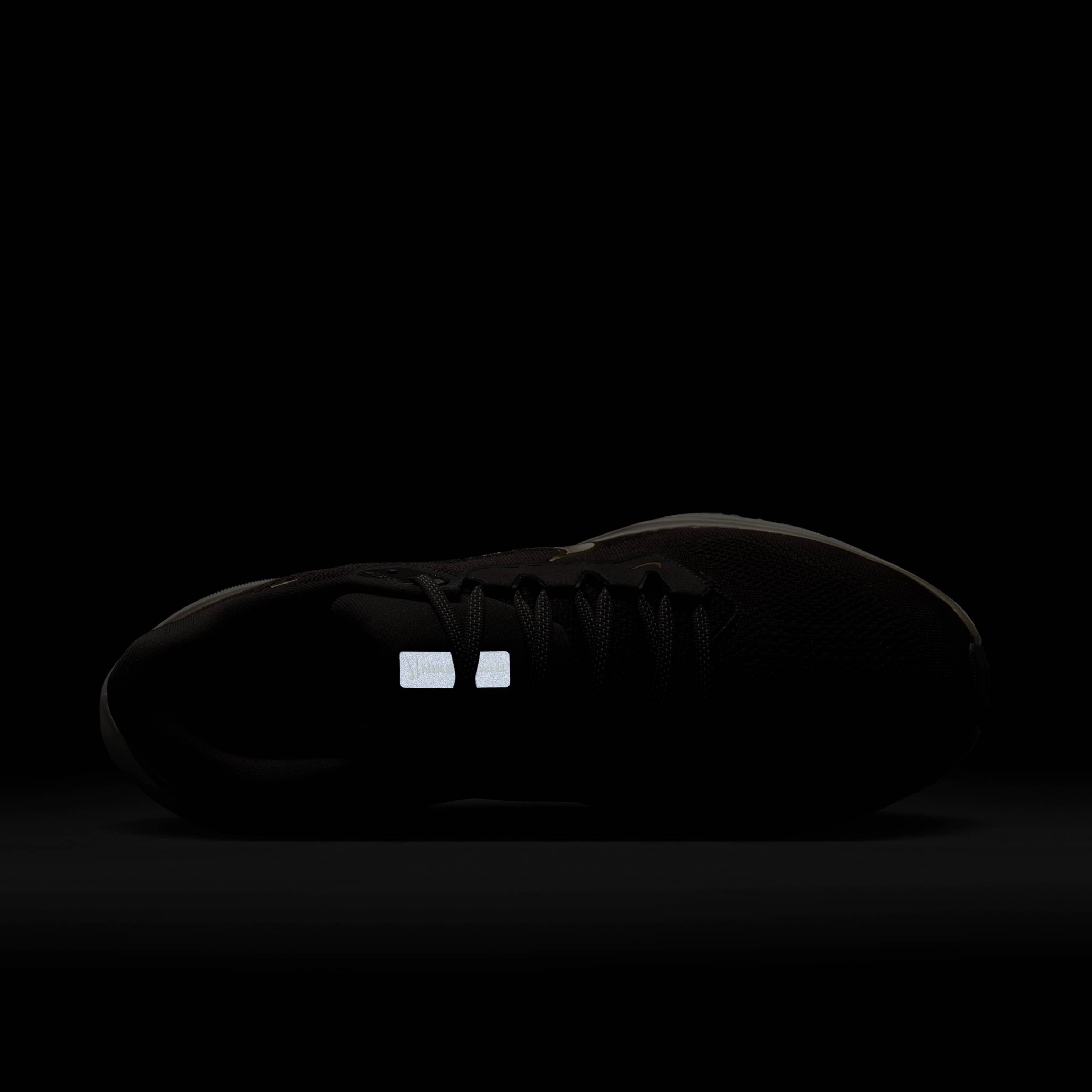 نايكي فيكتوري 2 'جاكوب إنجبريجتسين' image number 8