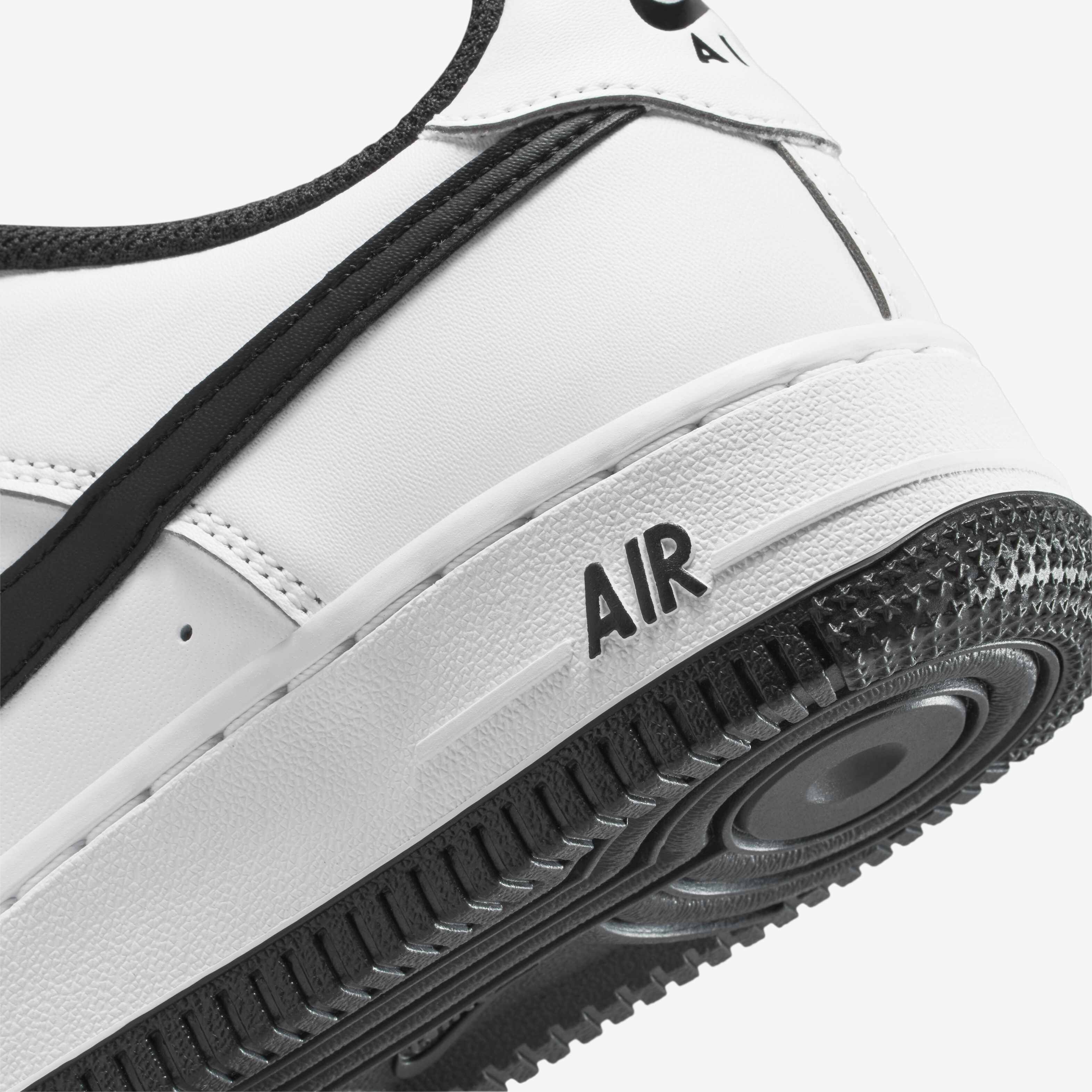 Nike Air Force 1 LV8 image number 7