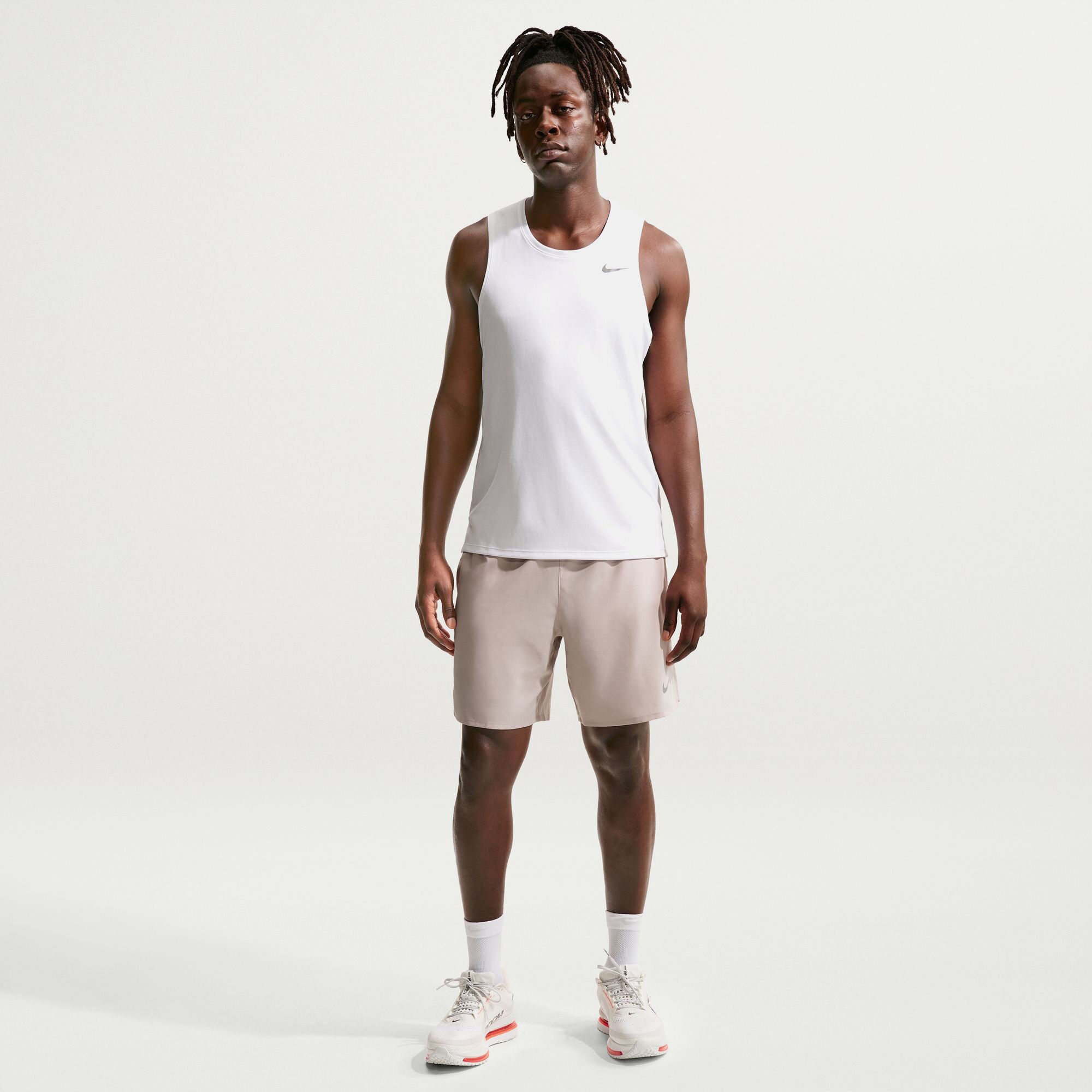 نايكي تشالنجر image number 0