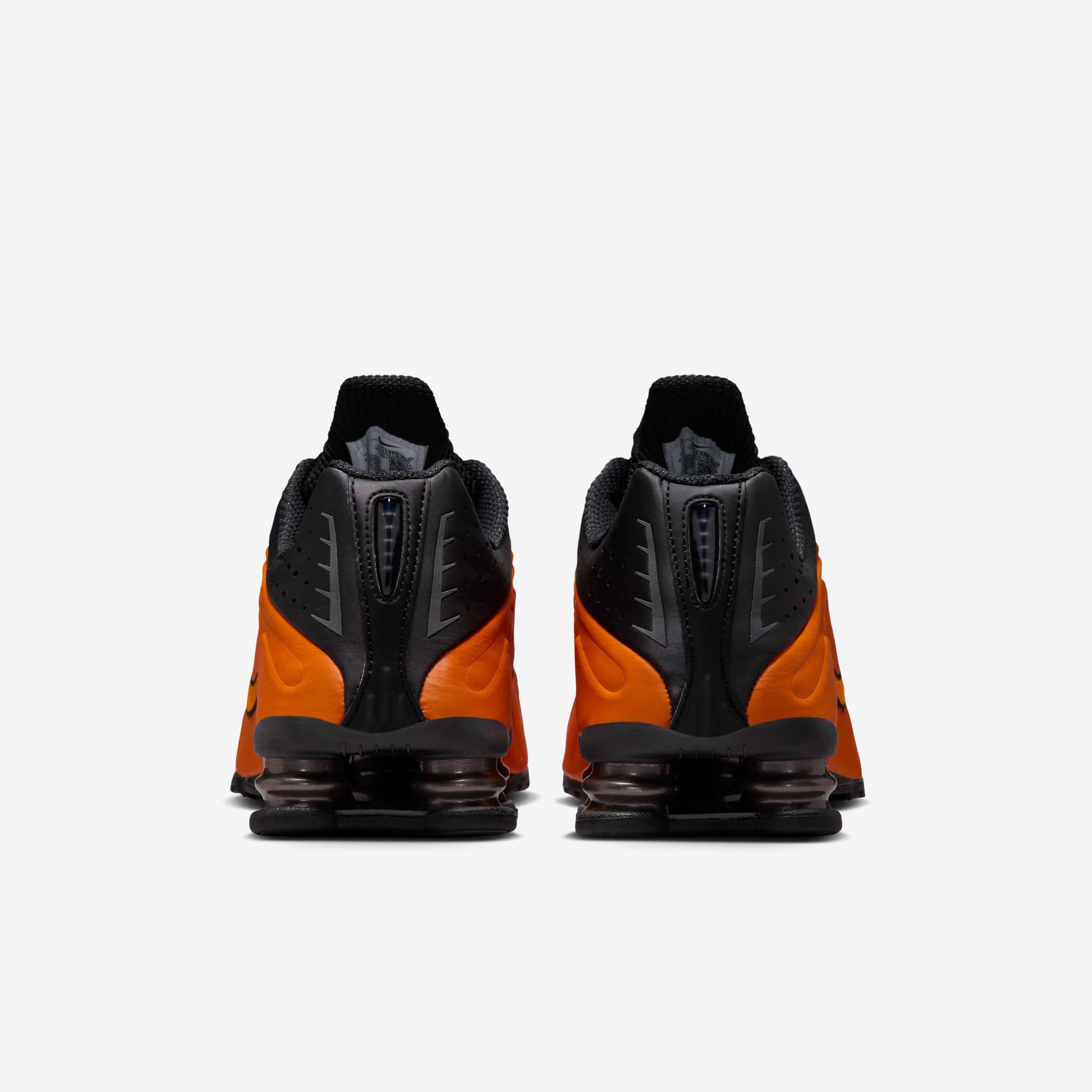 Nike Shox R4 image number 5