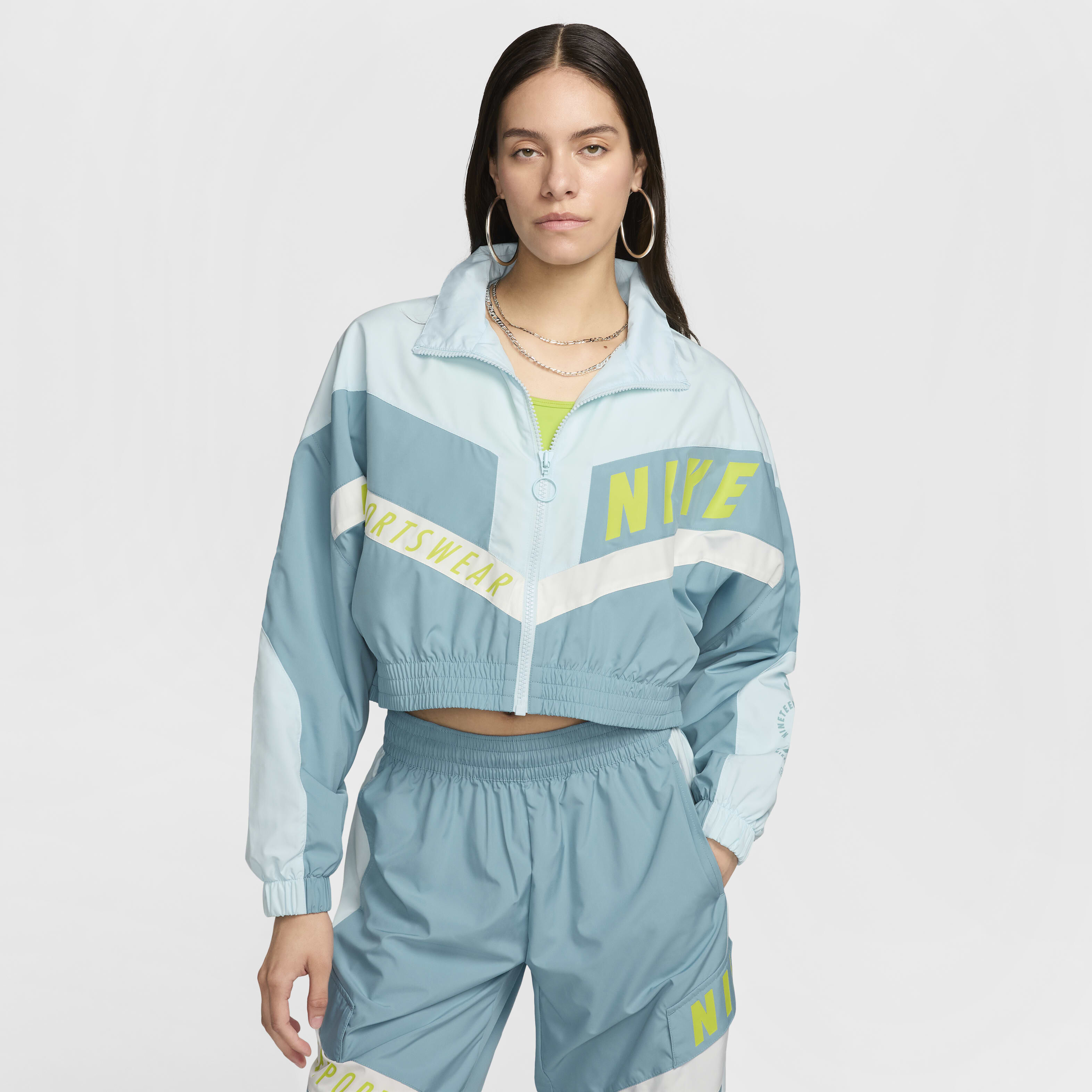 Buy Nike Sportswear Women s Woven Jacket Nike Qatar Official