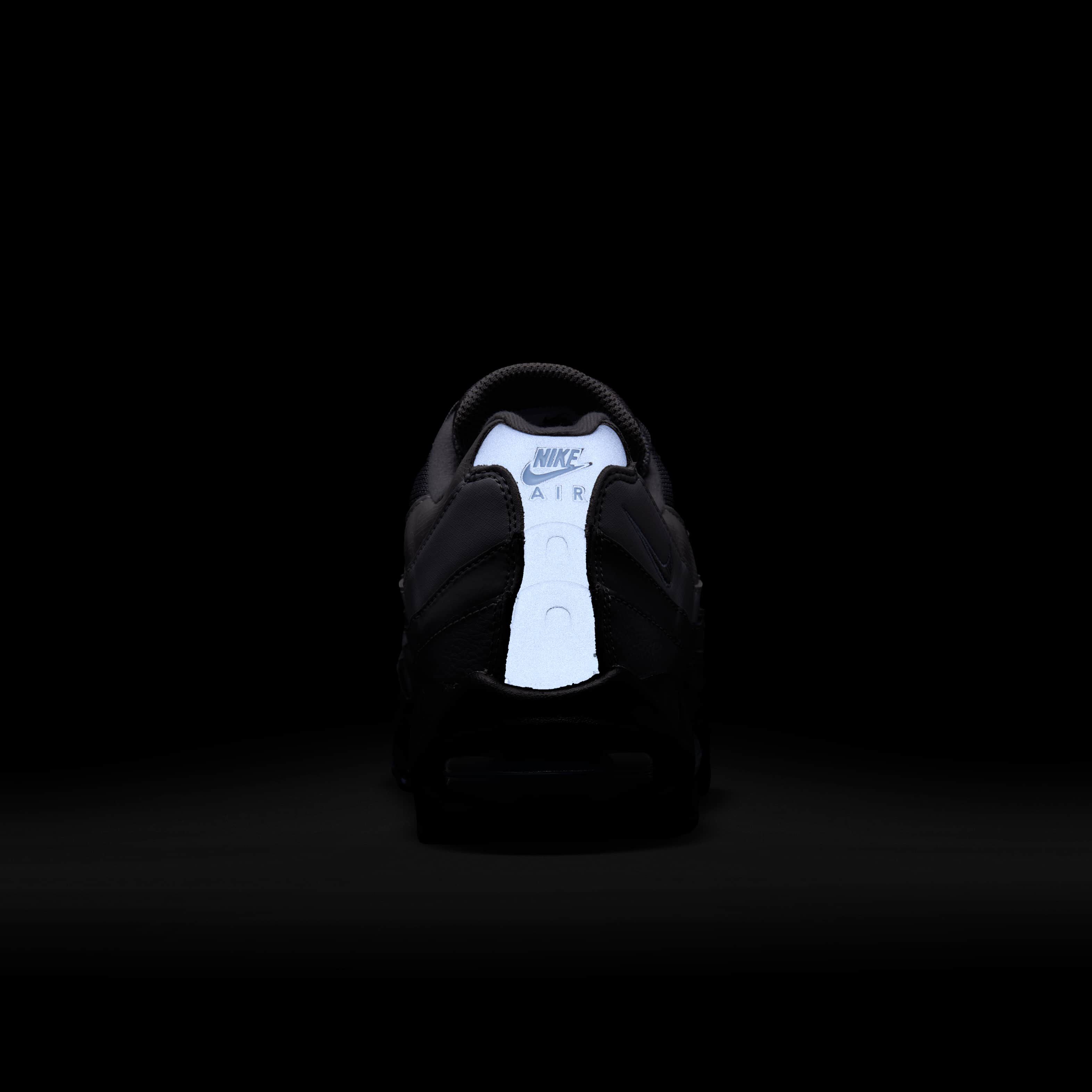 Nike Air Max 95 image number 9