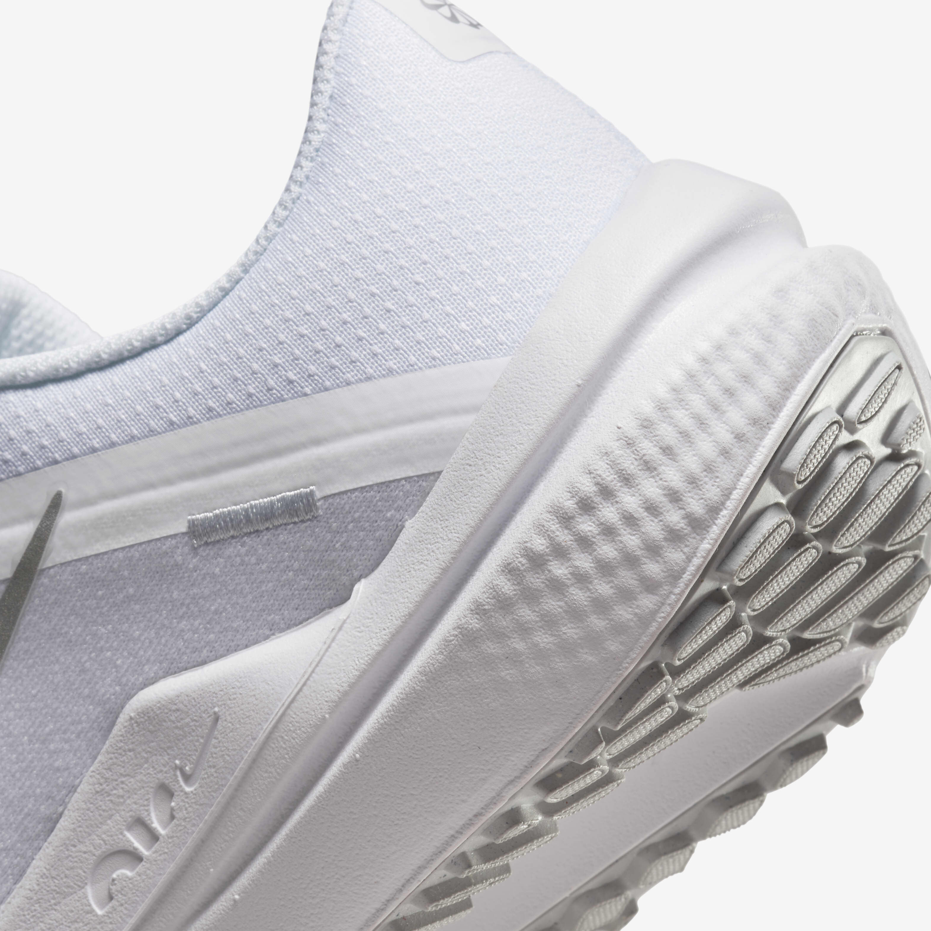 نايكي ونفلو 10 image number 7