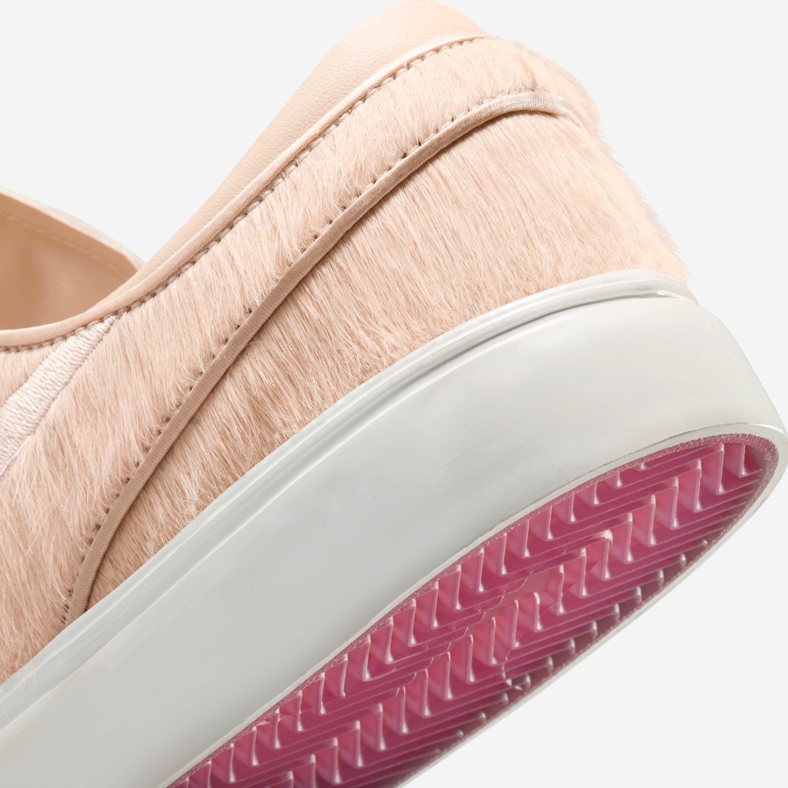 نايكي اس بي زووم جانوسكي او جي بلس اس اي image number 7