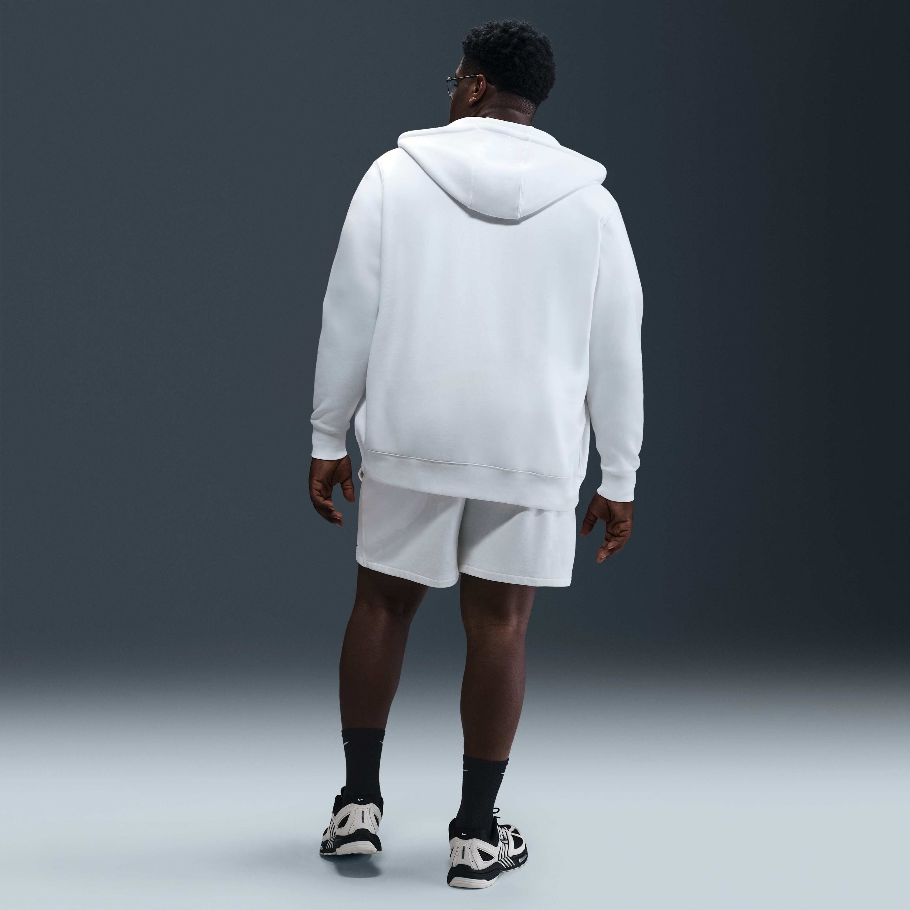 نايكي كلوب image number 9