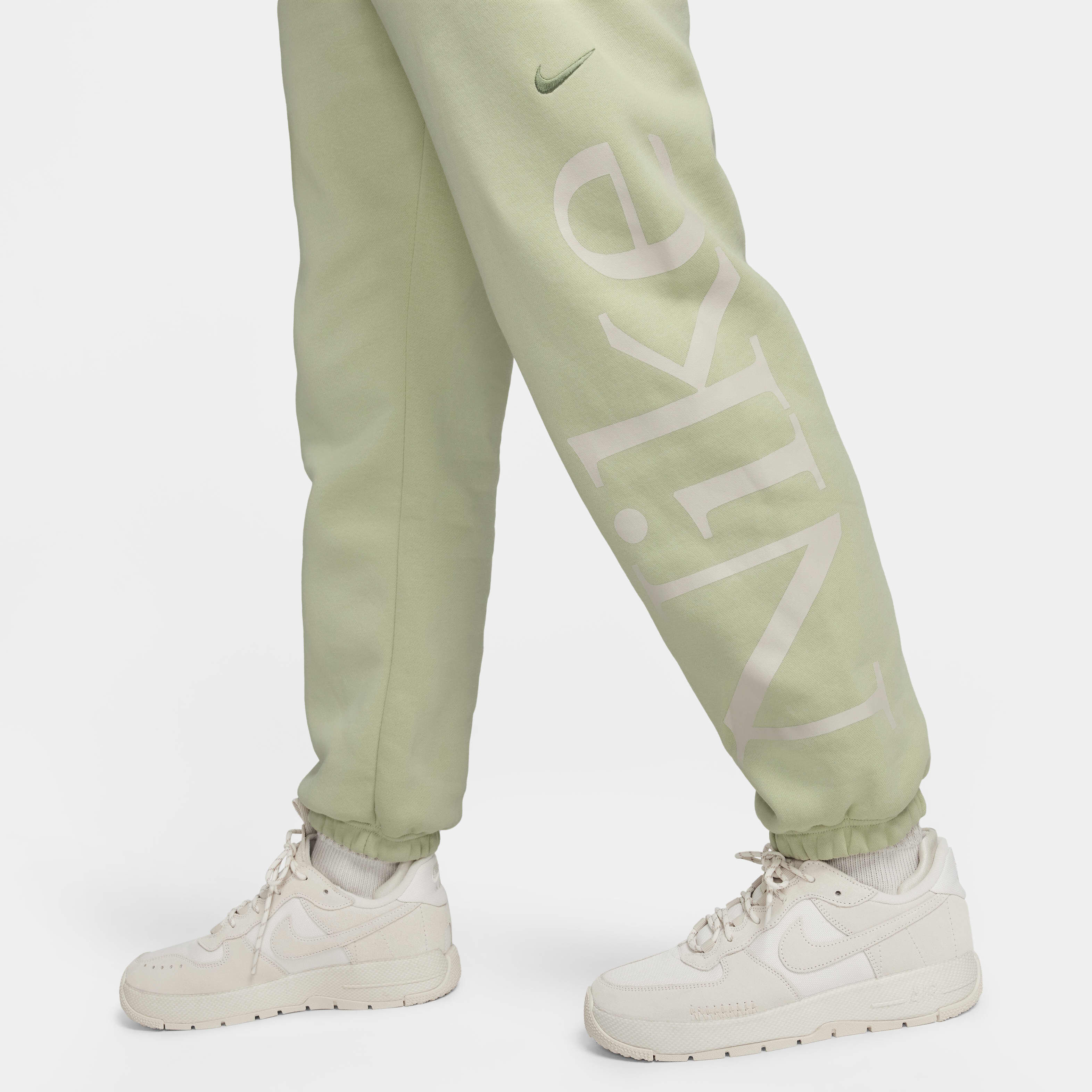 نايكي سبورتسوير فينكس فليس image number 7