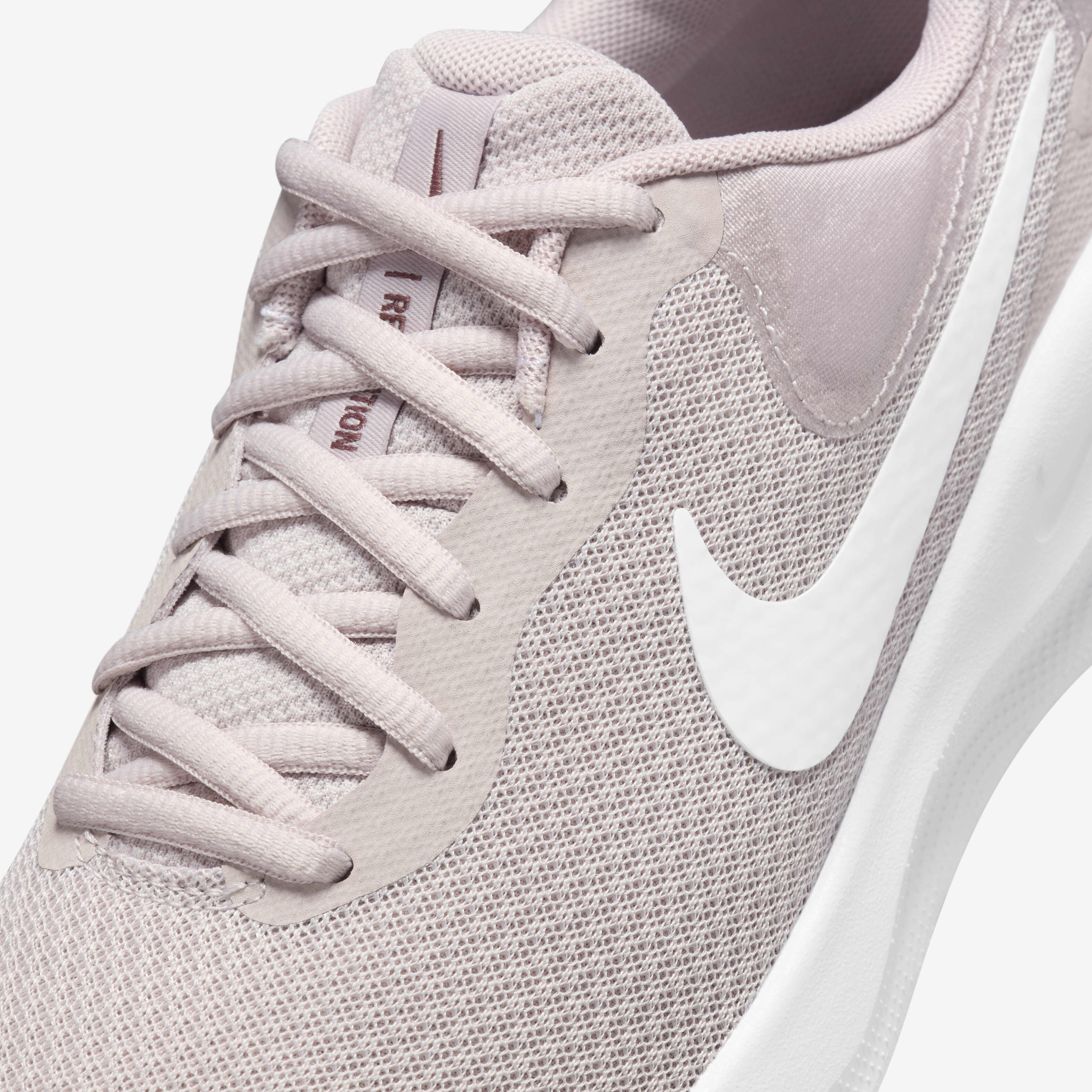 Nike Revolution 7 image number 6