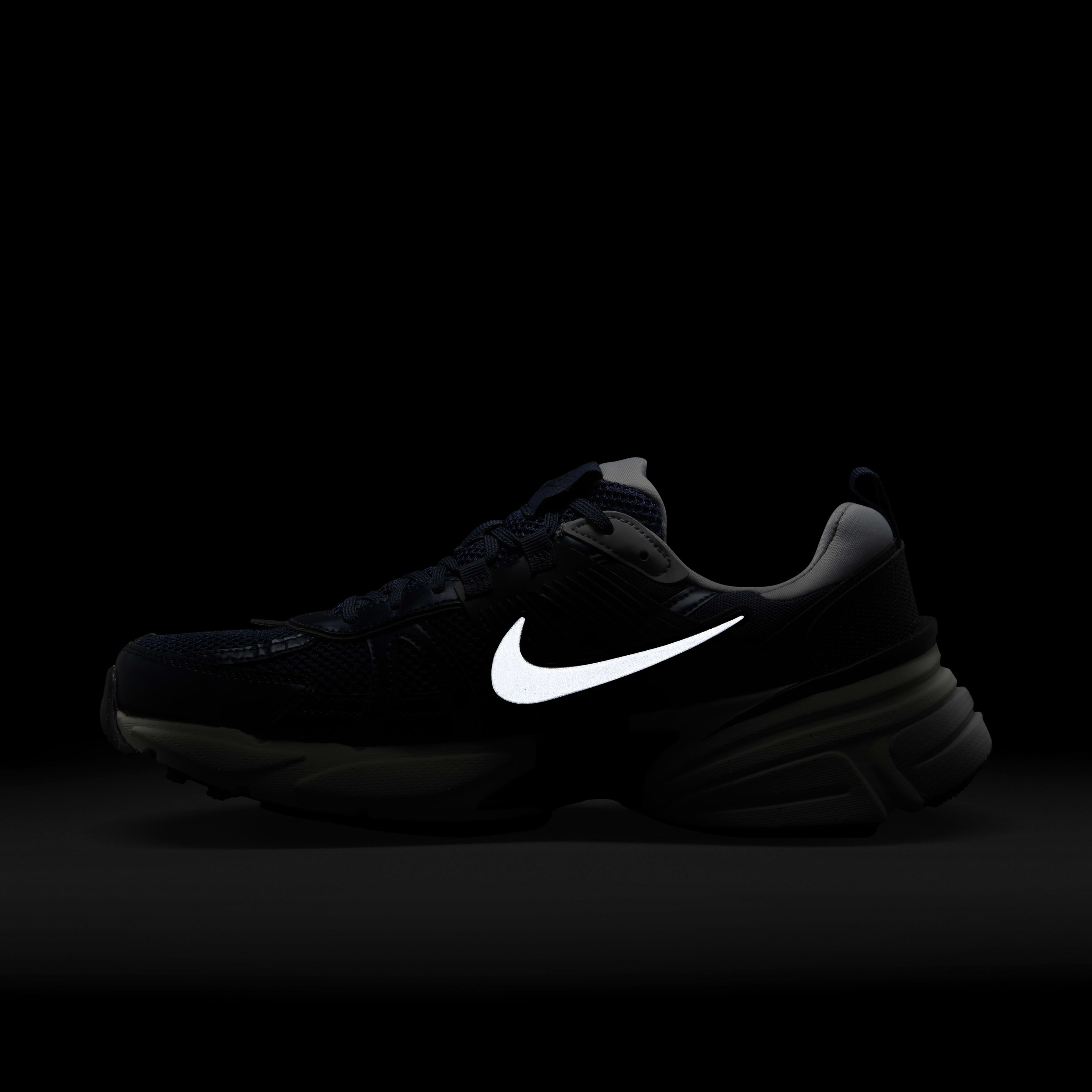 Nike V2K Run image number 9